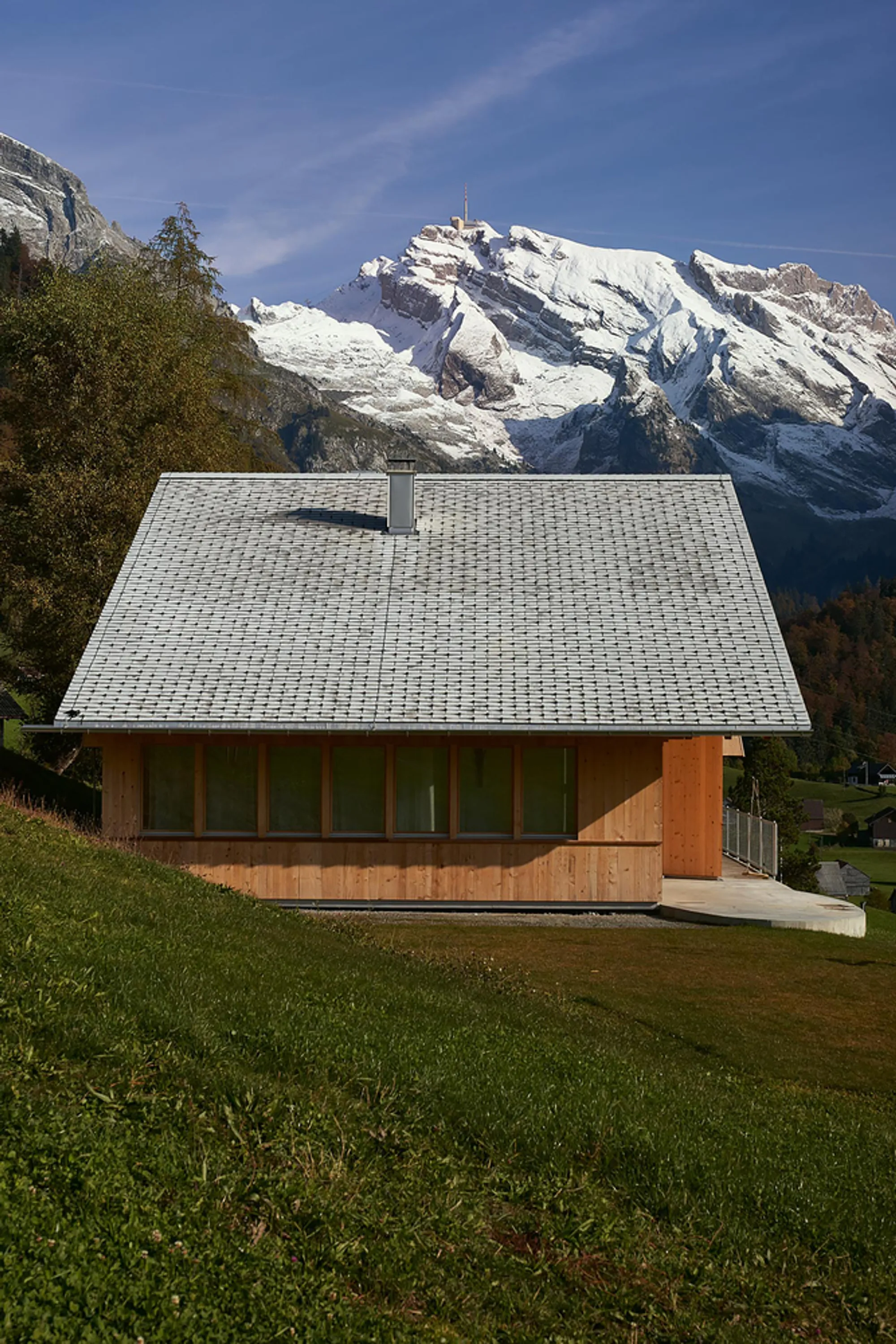 Wooden House by Studio Noun: Sustainable Timber Architecture with Local Craftsmanship