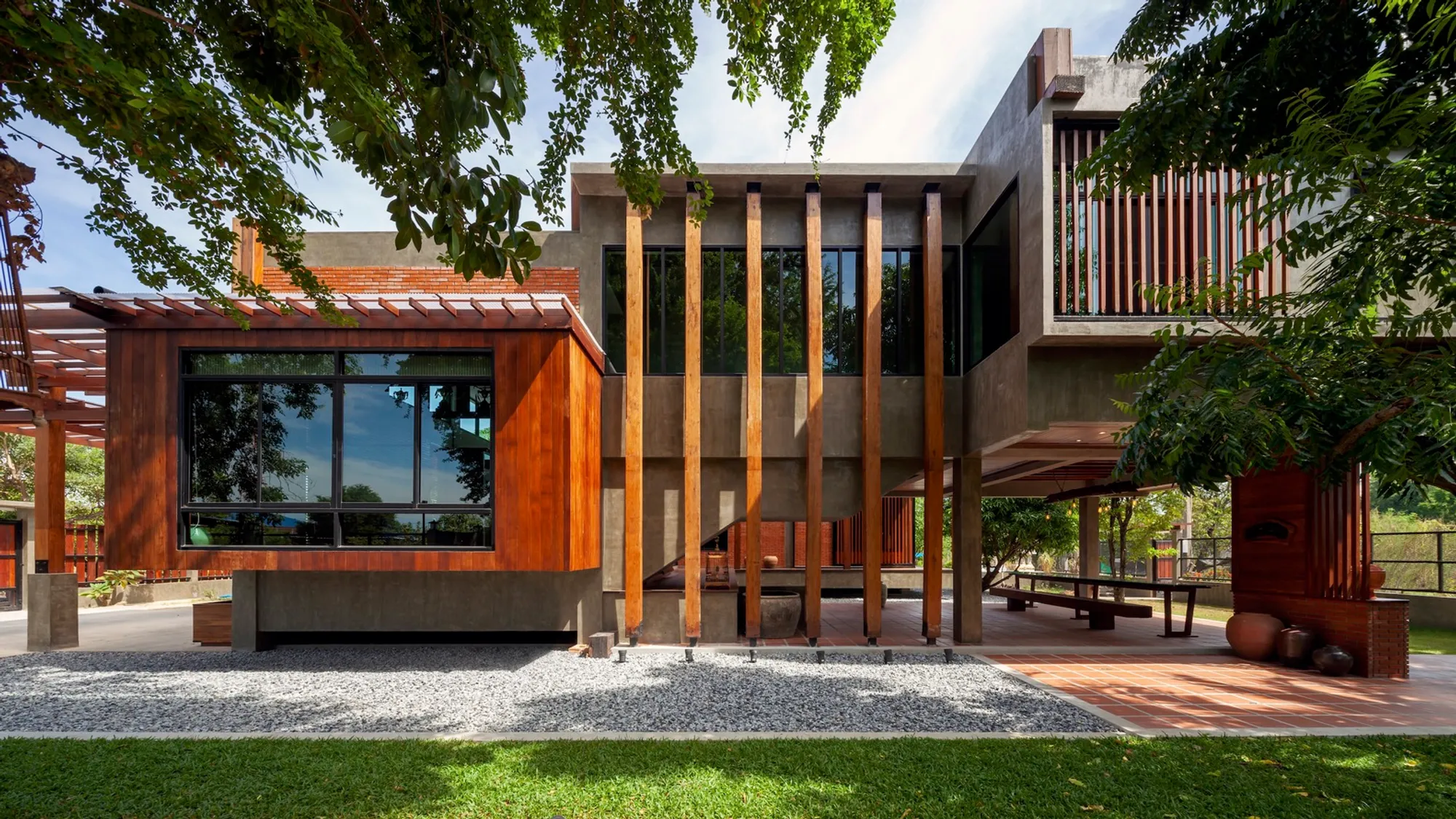 BULBUL House by Volume Matrix Studio: Re-composition of Memory and Modern Living