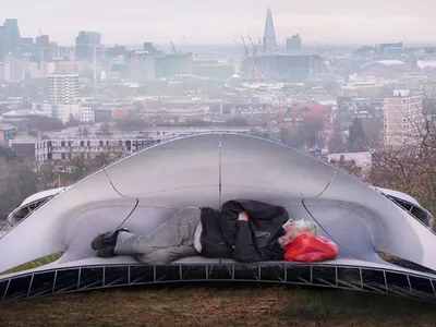 The Good Shelter: Turning Public Furniture into Overnight Refuge with 3D-Printed Panels