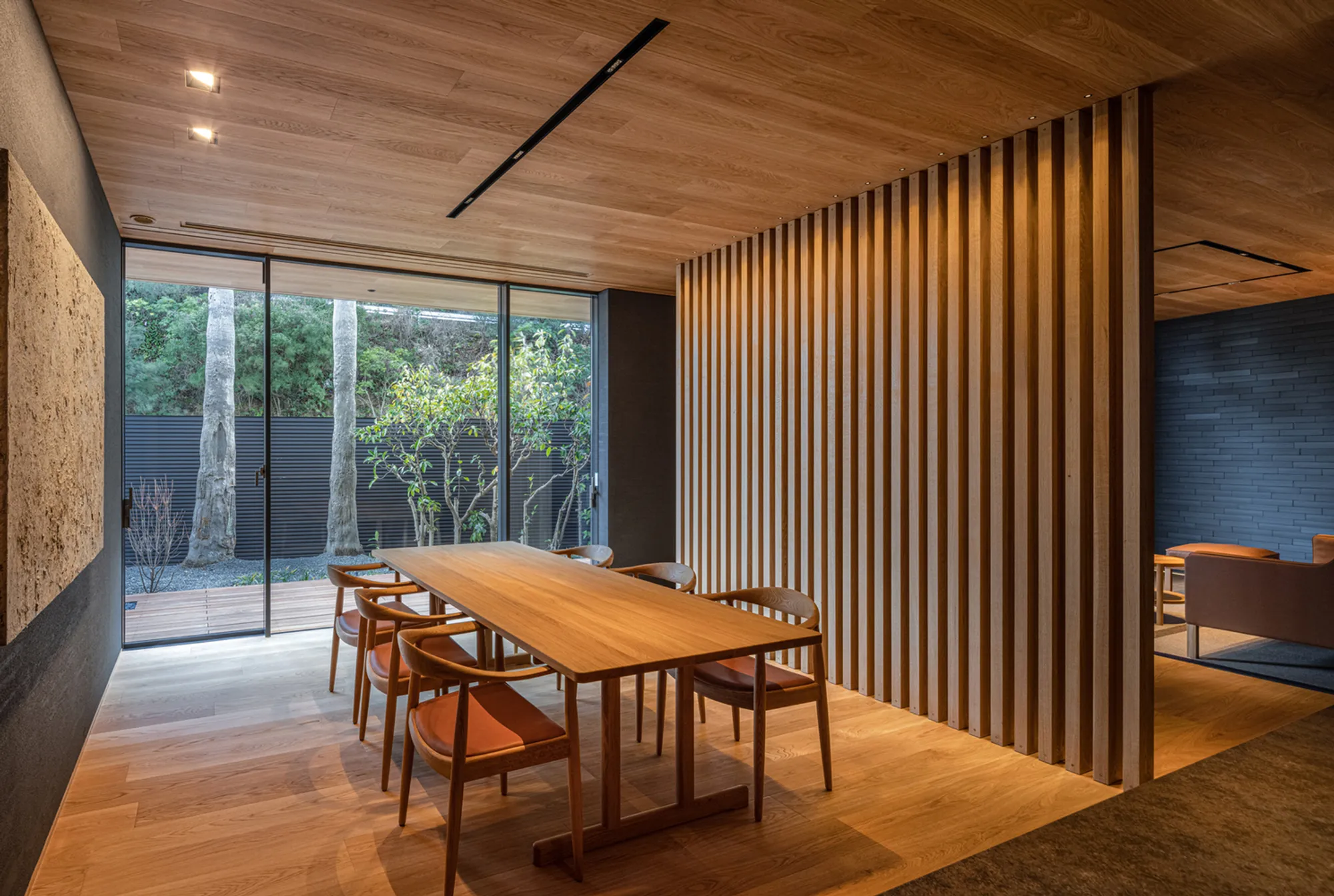 River Sea Villa: Modern Japanese Villa Architecture