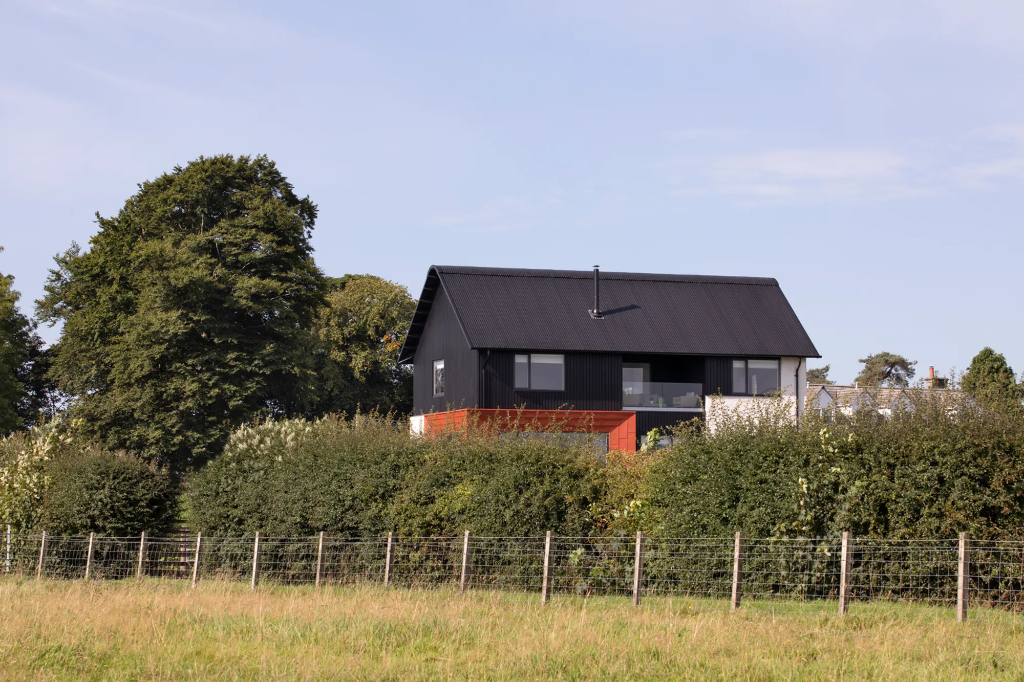 Equine House by Loader Monteith: Contemporary Countryside Living in South Lanarkshire