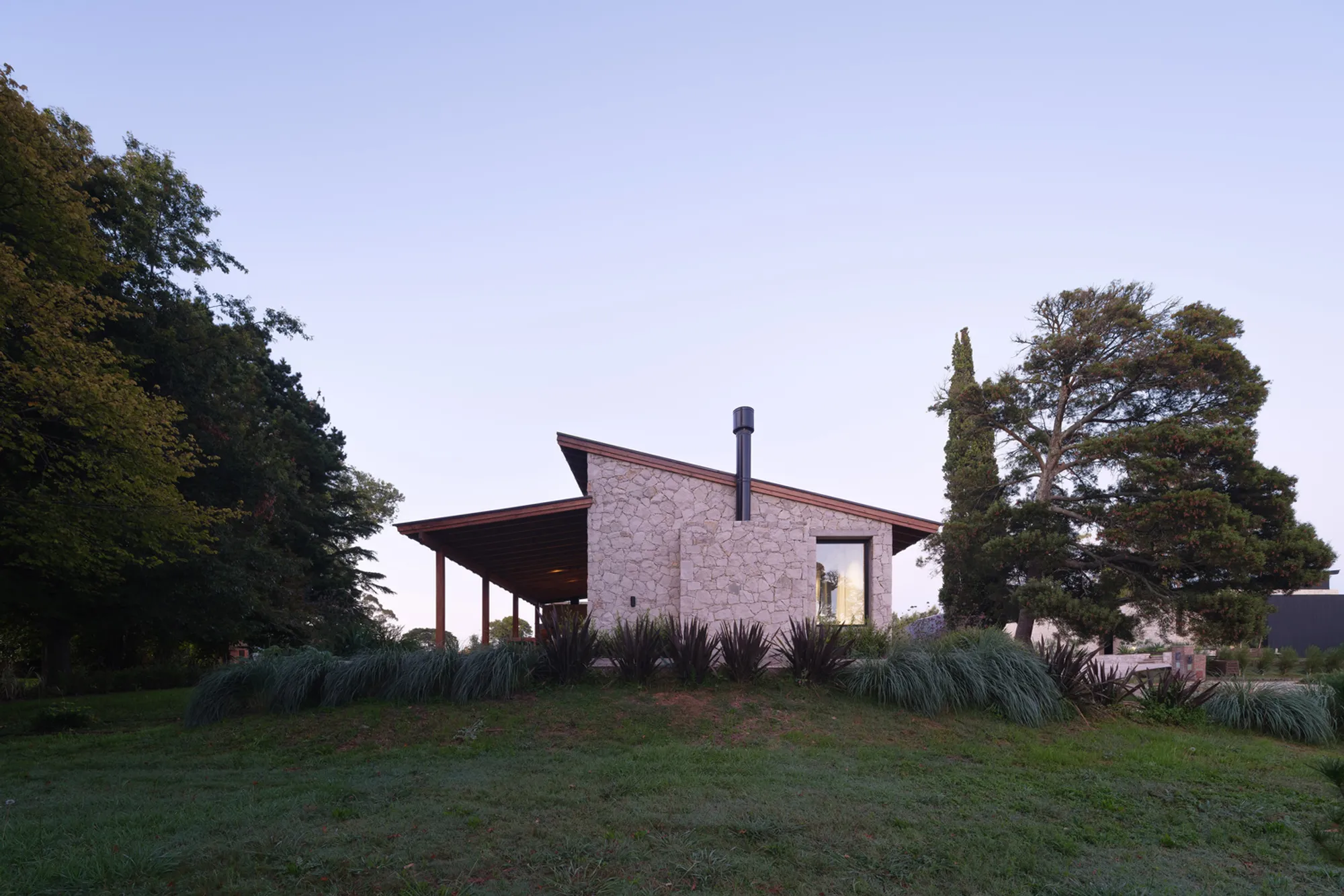 Marayui House by PBS Arquitectos – Coastal Vacation Home in Chapadmalal, Argentina