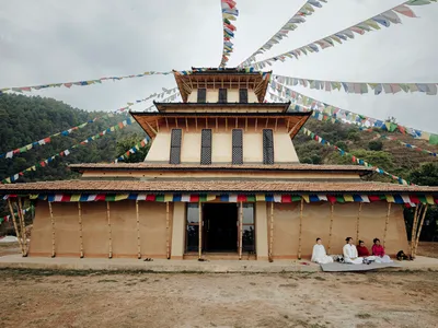 Mahamudra Hall by ABARI: A Sacred Fusion of Bamboo Architecture and Himalayan Spirituality