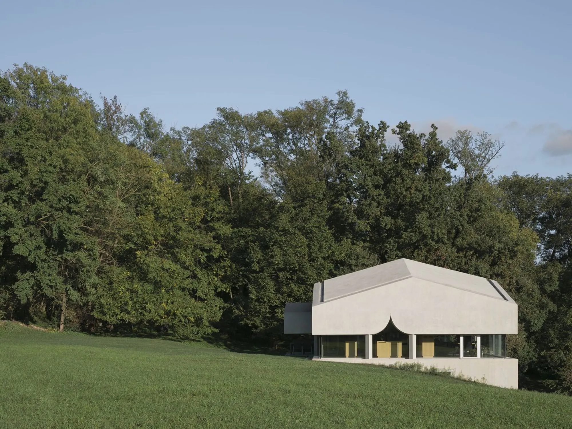 House F by celoria Architects: A Vertical Masterpiece in Mendrisio