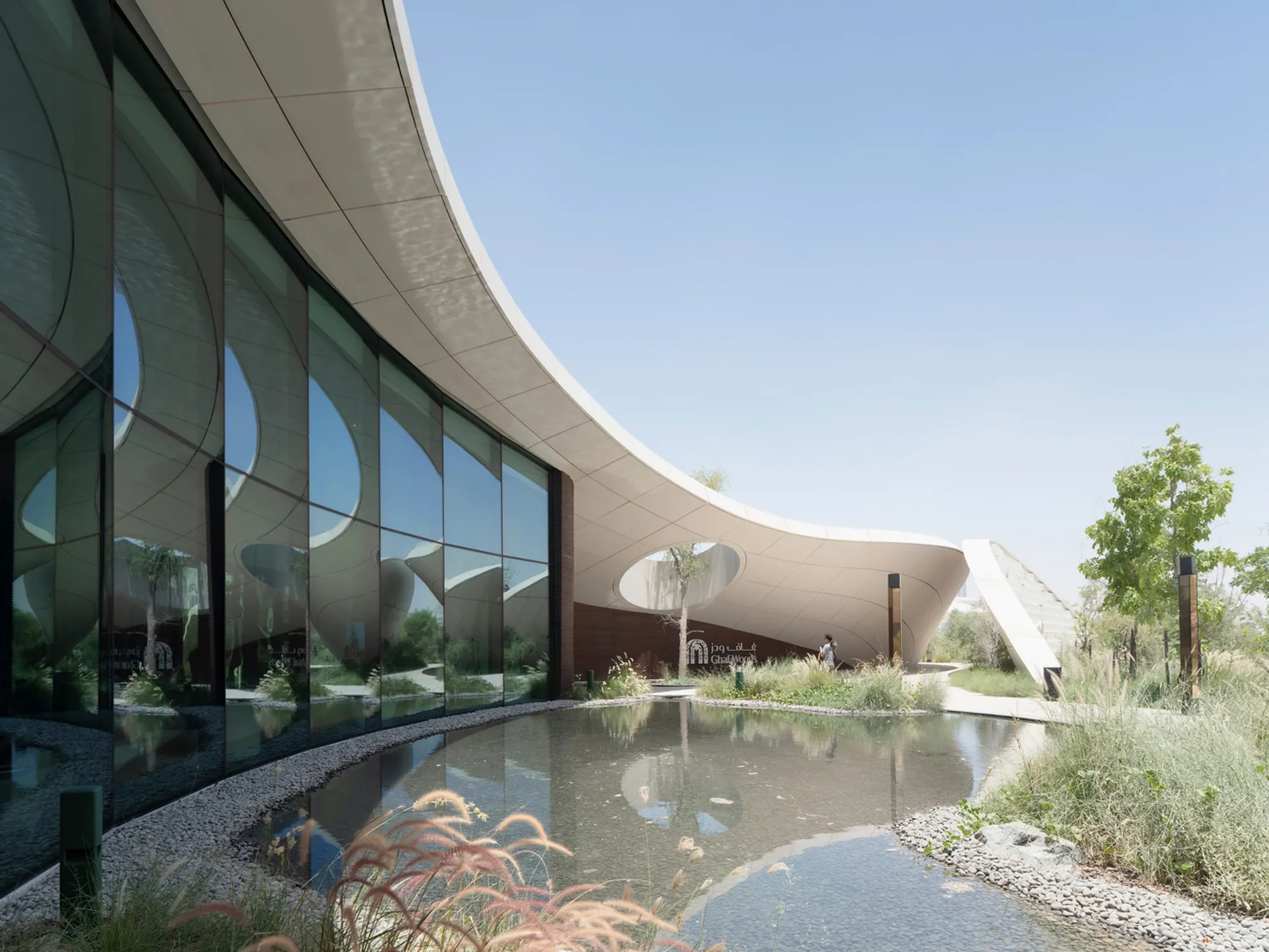 Ghaf Woods Experience Center by AOE + STUDIOI | Dubai’s Landmark of Sustainable Living and Immersive Design