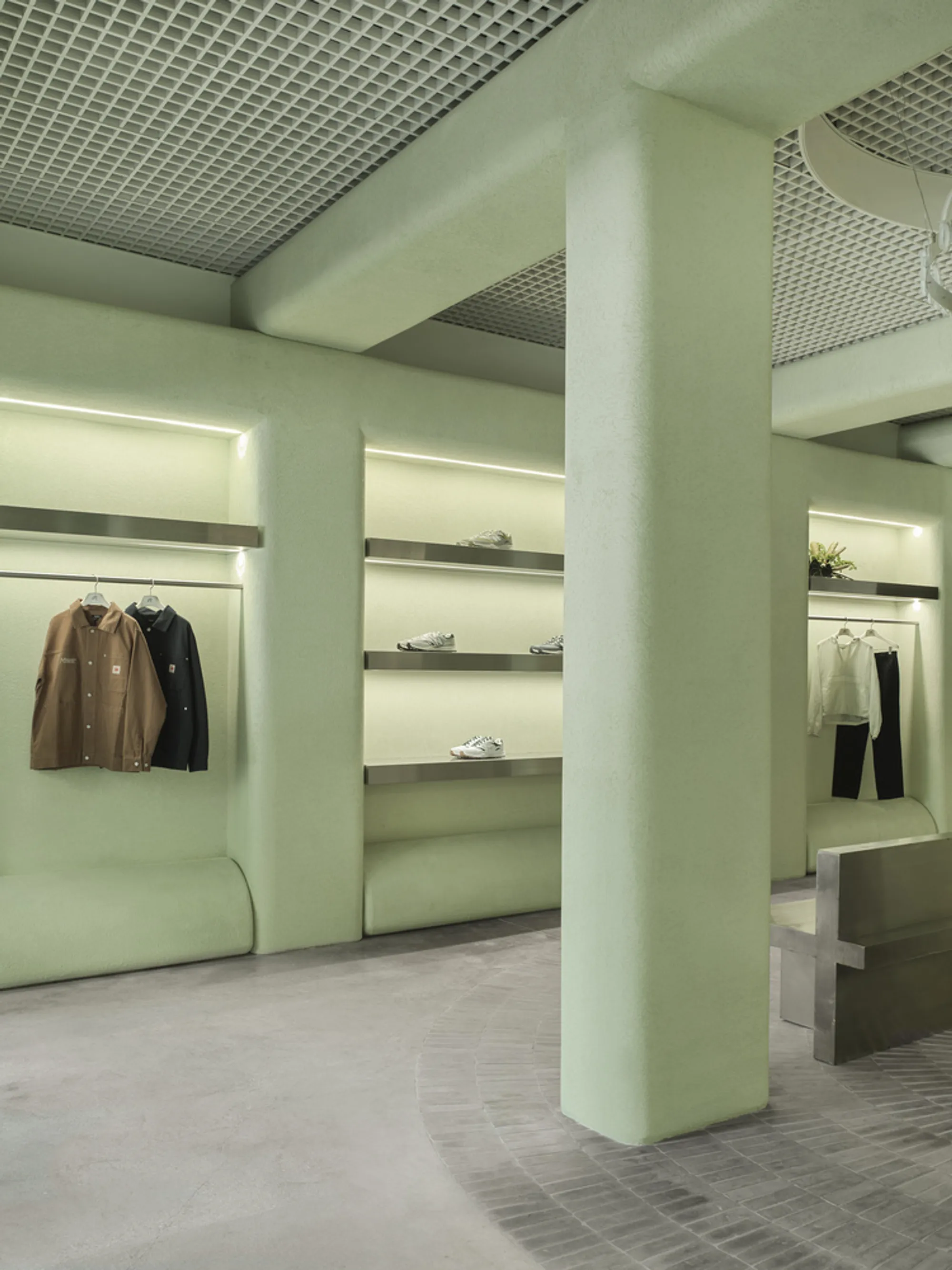 22RE Turns a 1925 Coconut Grove Storefront into a Coral Rock Retreat for Malbon Golf