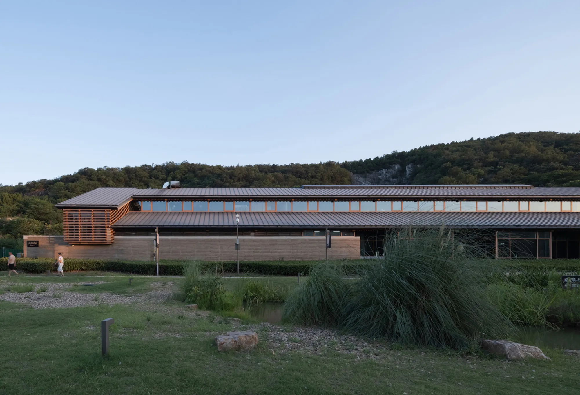 Ancillary Facilities in Tangshan Ape-man Cave Scenic Area by AESEU Architectural Technology and Art Studio
