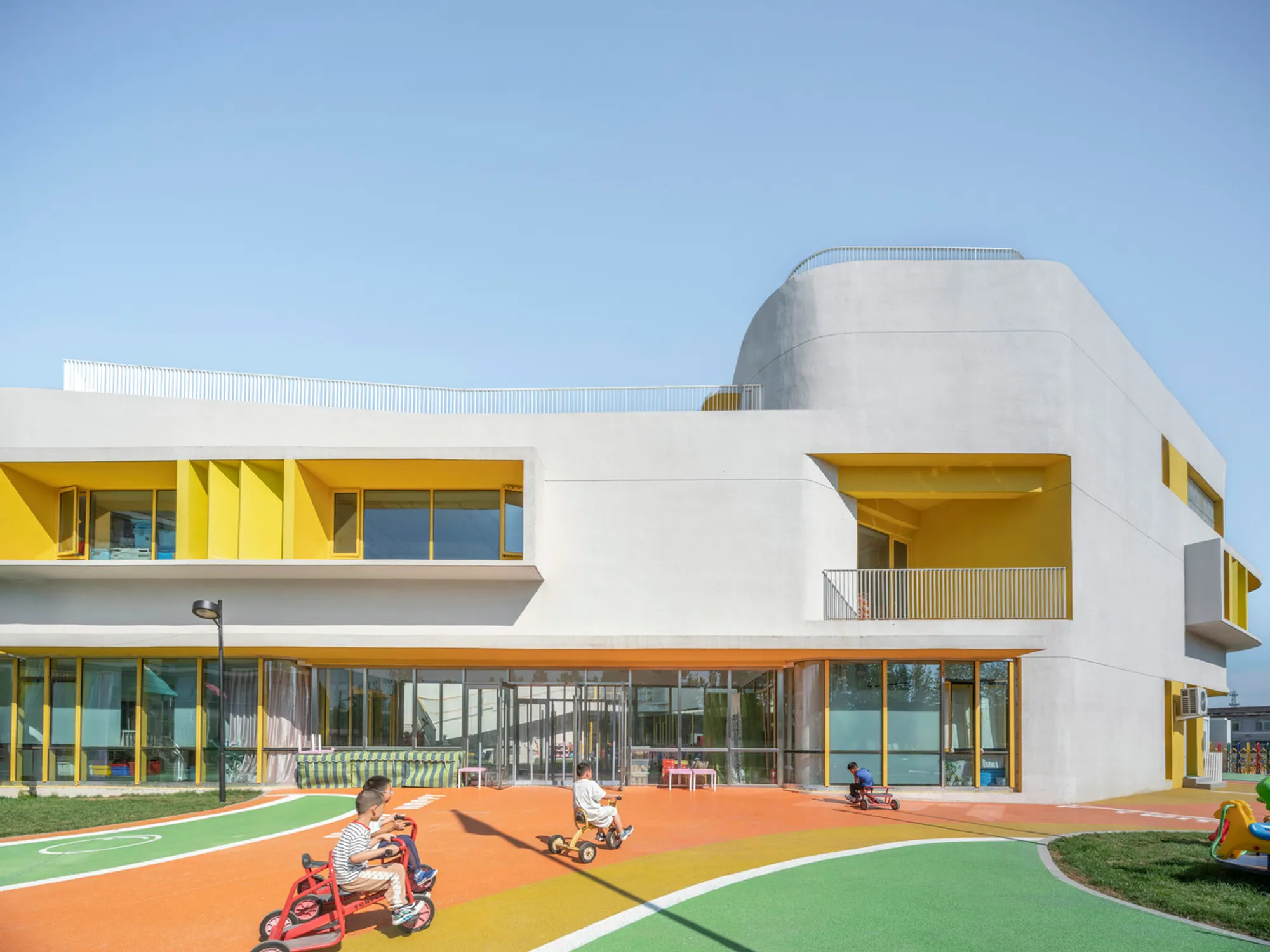 Beijing Gaoliying Kindergarten by MAT Office: A Circular Haven for Freedom, Exploration, and Growth