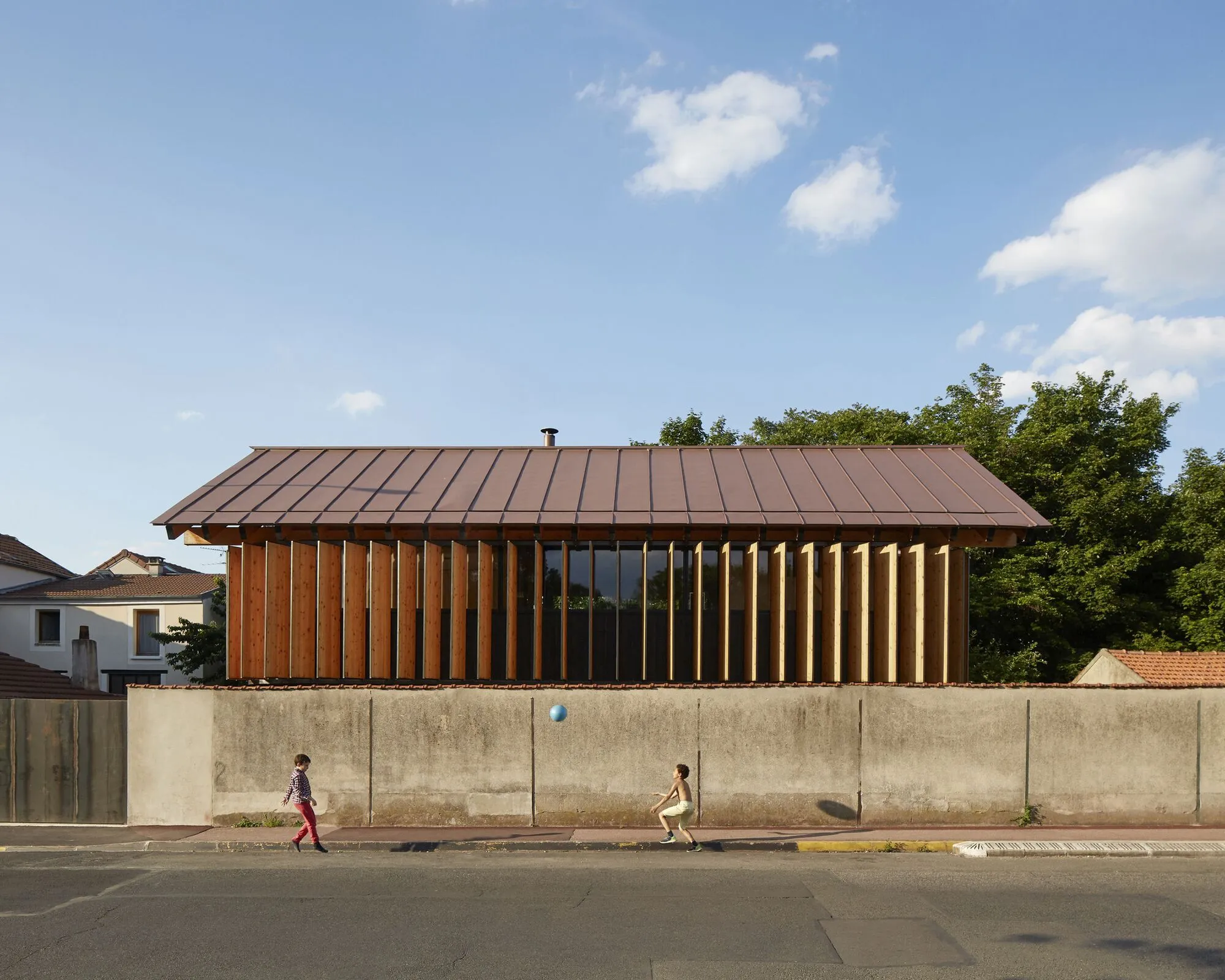 Maison SurLeMur by ARBA: A House That Blends Heritage and Modernity