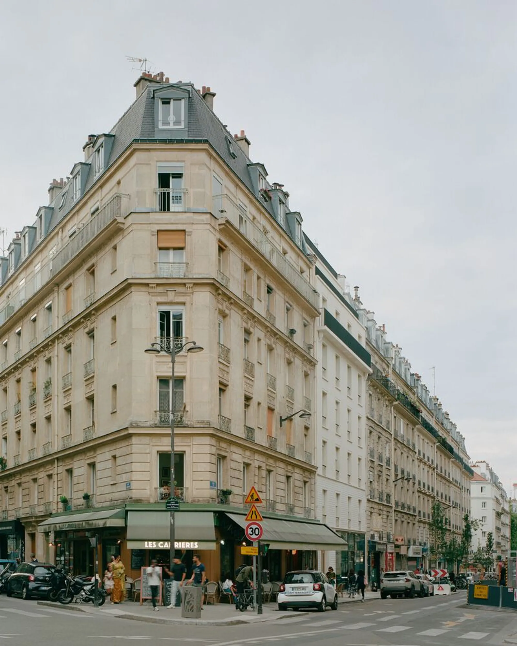 Emmaüs Clignancourt by SOA Architectes: A Contemporary Reinvention of Haussmannian Architecture in Paris