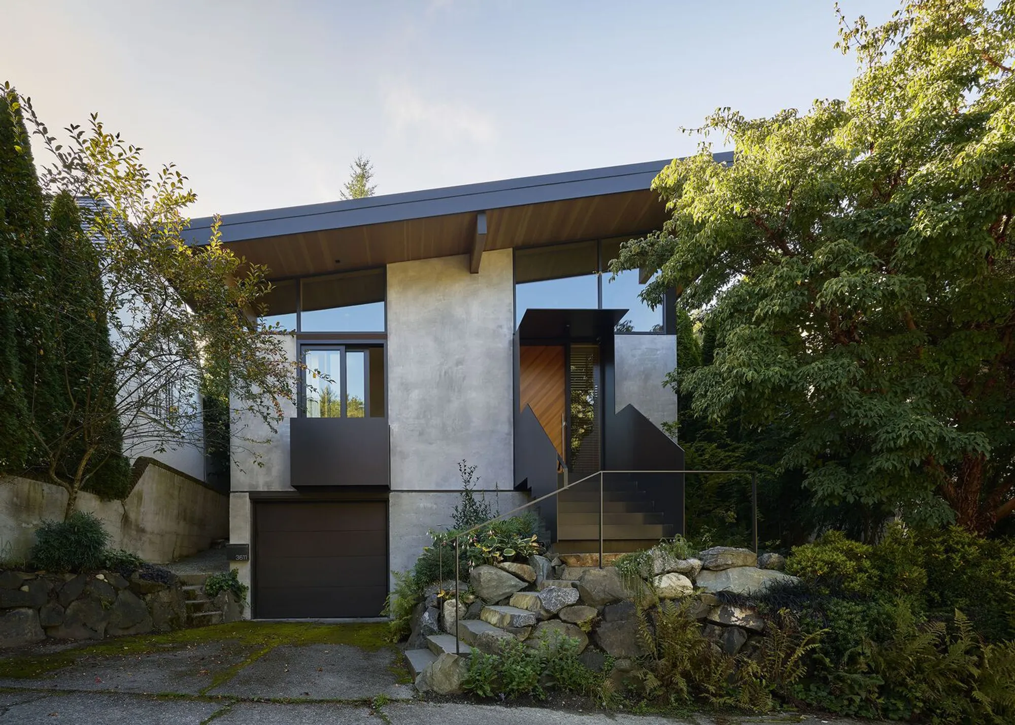 In-Kind House by GO'C: A Thoughtful Rebuild Rooted in Simplicity and Connection to Nature