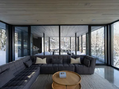 Lac Rougeaud Residence: Contemporary Vernacular Architecture in the Laurentian Mountains