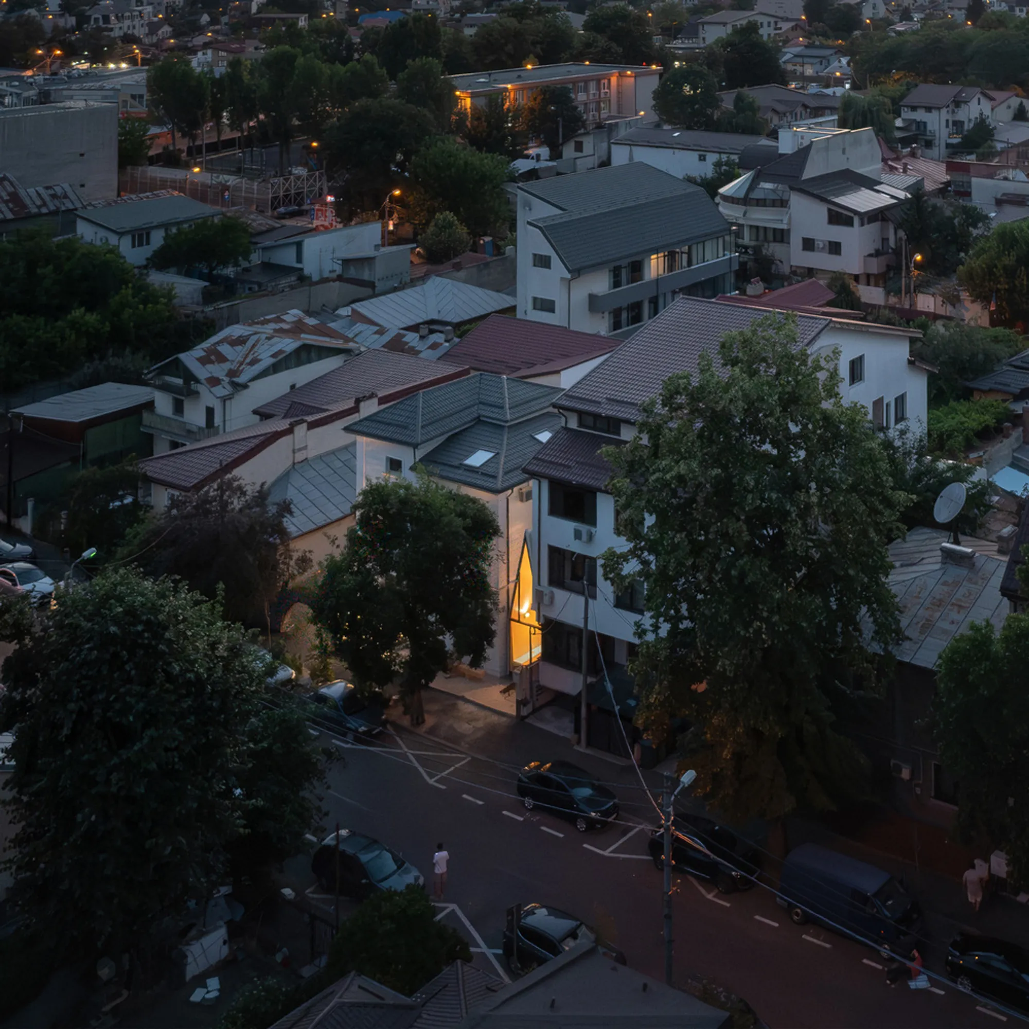 The Chapel – A Jewel-Box Urban Intervention by Vinklu