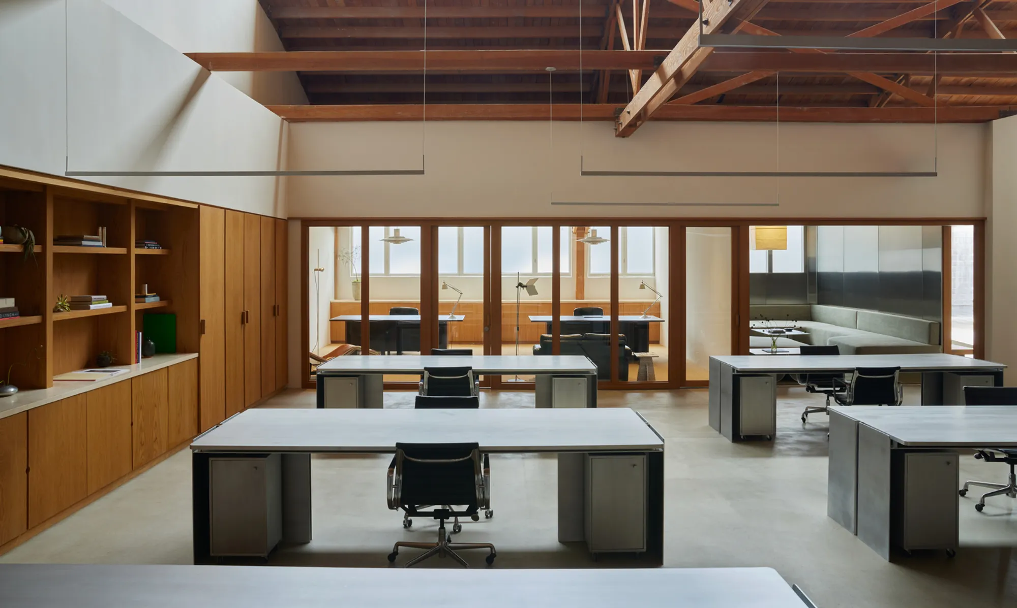 22RE Converts a 1950s Culver City Factory into a Richly Layered Music Industry Headquarters