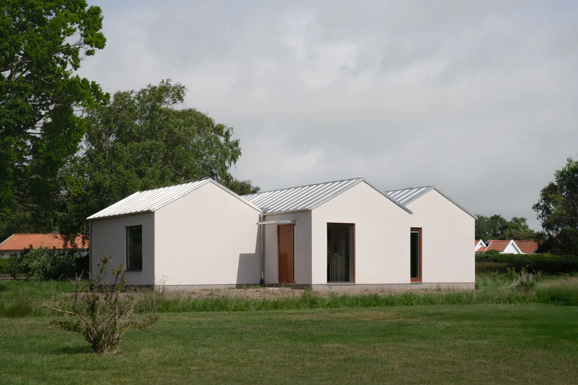 Villa Haverdal: A Harmonious Blend of Modern Design and Coastal Charm in Sweden