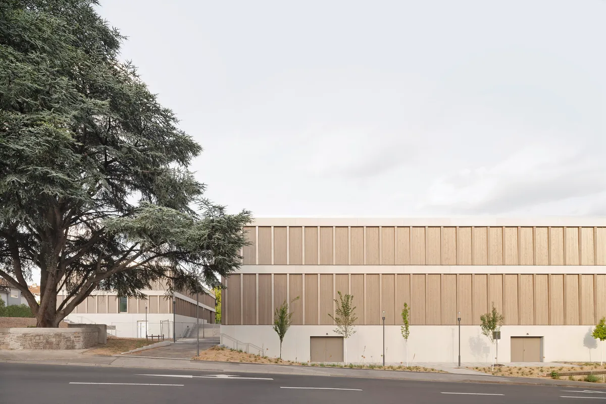 Lecture Hall Building and Logistics Laboratory at the University of Applied Sciences for Beverage Technology