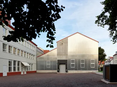 Theater Workshops in Eisenach by Büro Voigt – A Transparent, Light-Filled Renovation for Cultural Production