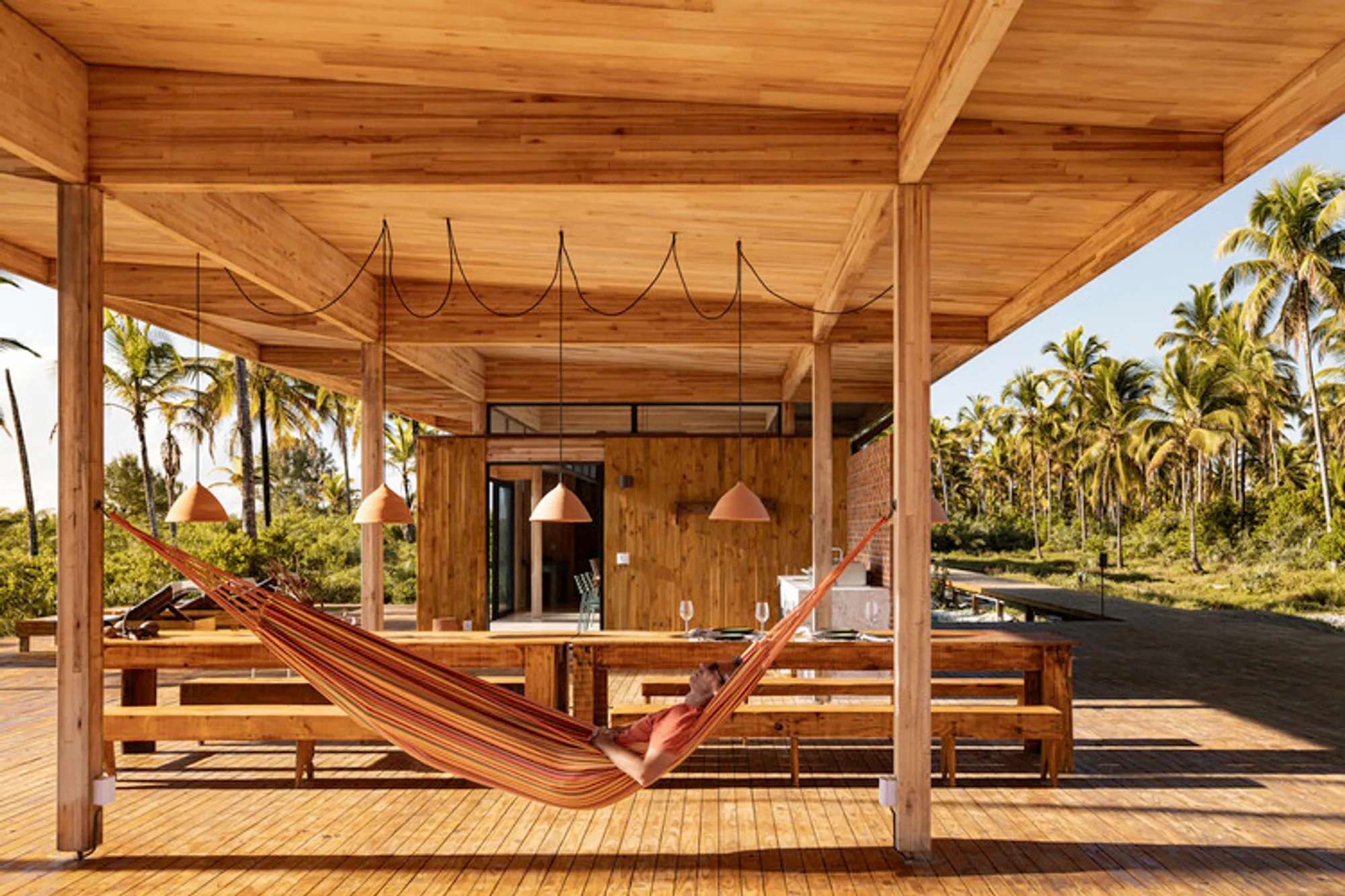 Modular Bahia by UNA Barbara e Valentim