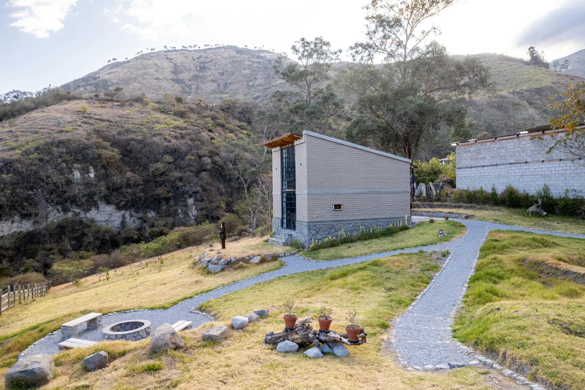 Chachimbiro Mountain Retreat: Sustainable Adobe Cabin by C/ELC