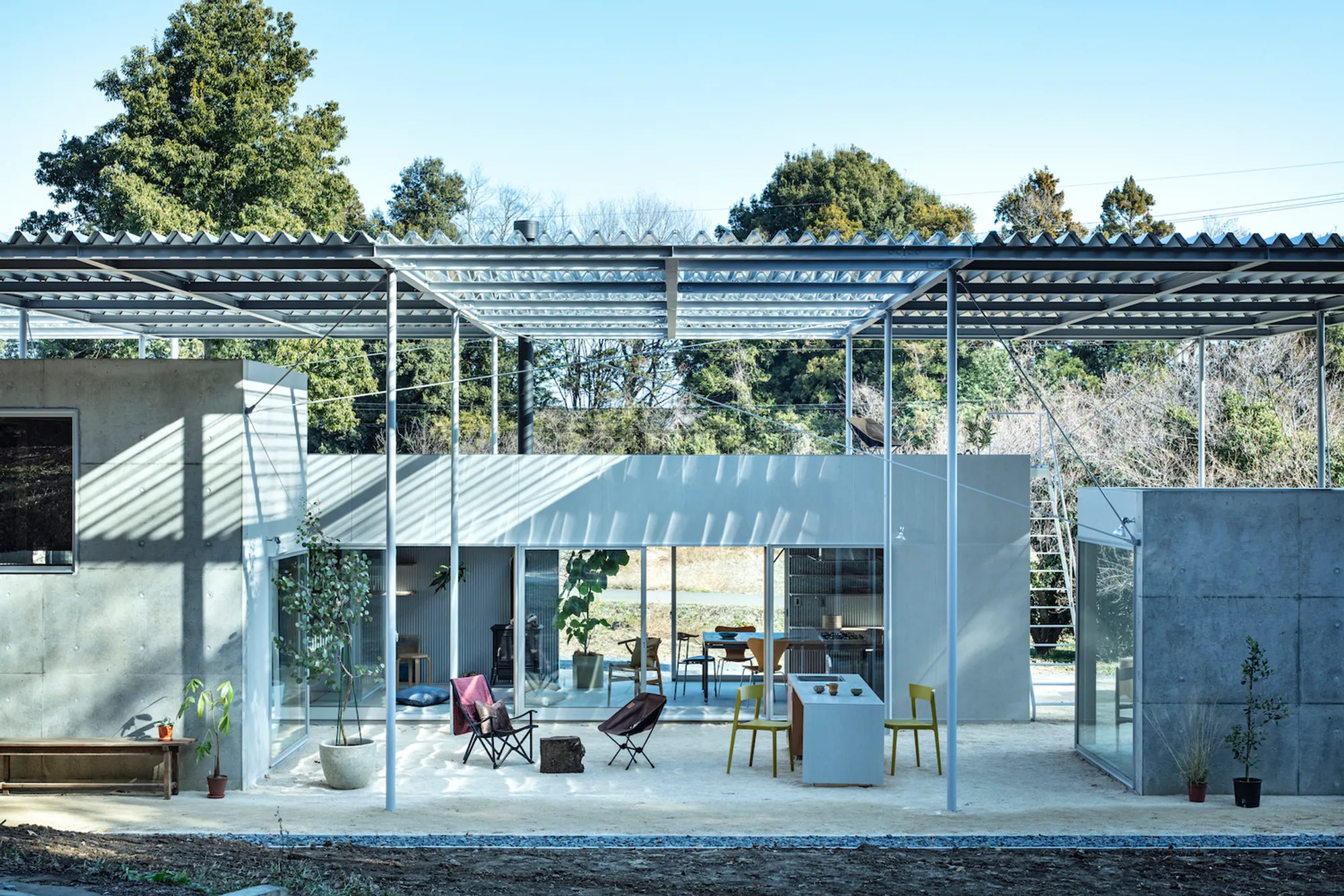 Roof House by Tamada & Wakimoto Architects – A Living Landscape Blending Architecture and Nature