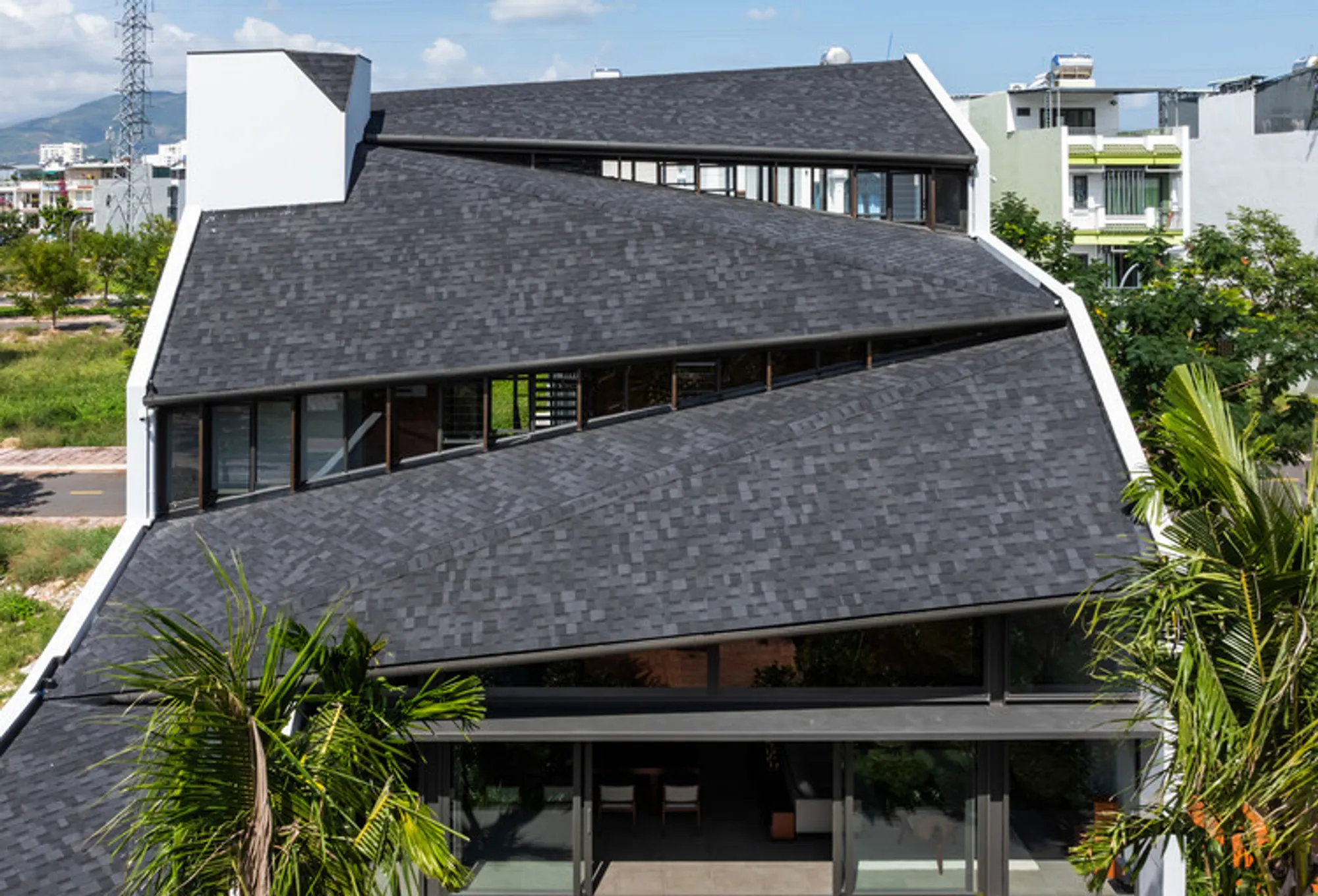 Tent House By Nha Dan Architects – Nha Trang, Vietnam
