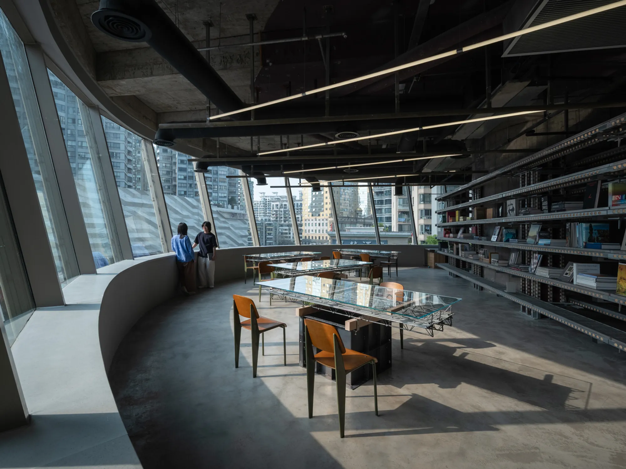 889GLO: Adaptive Reuse Art Space Design in Shanghai as an Architectural Provocation