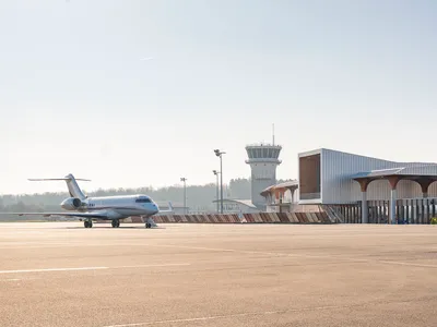 Deauville Terminal by Ferrier Marchetti Studio: Redefining Sustainable Airport Terminal Architecture in France