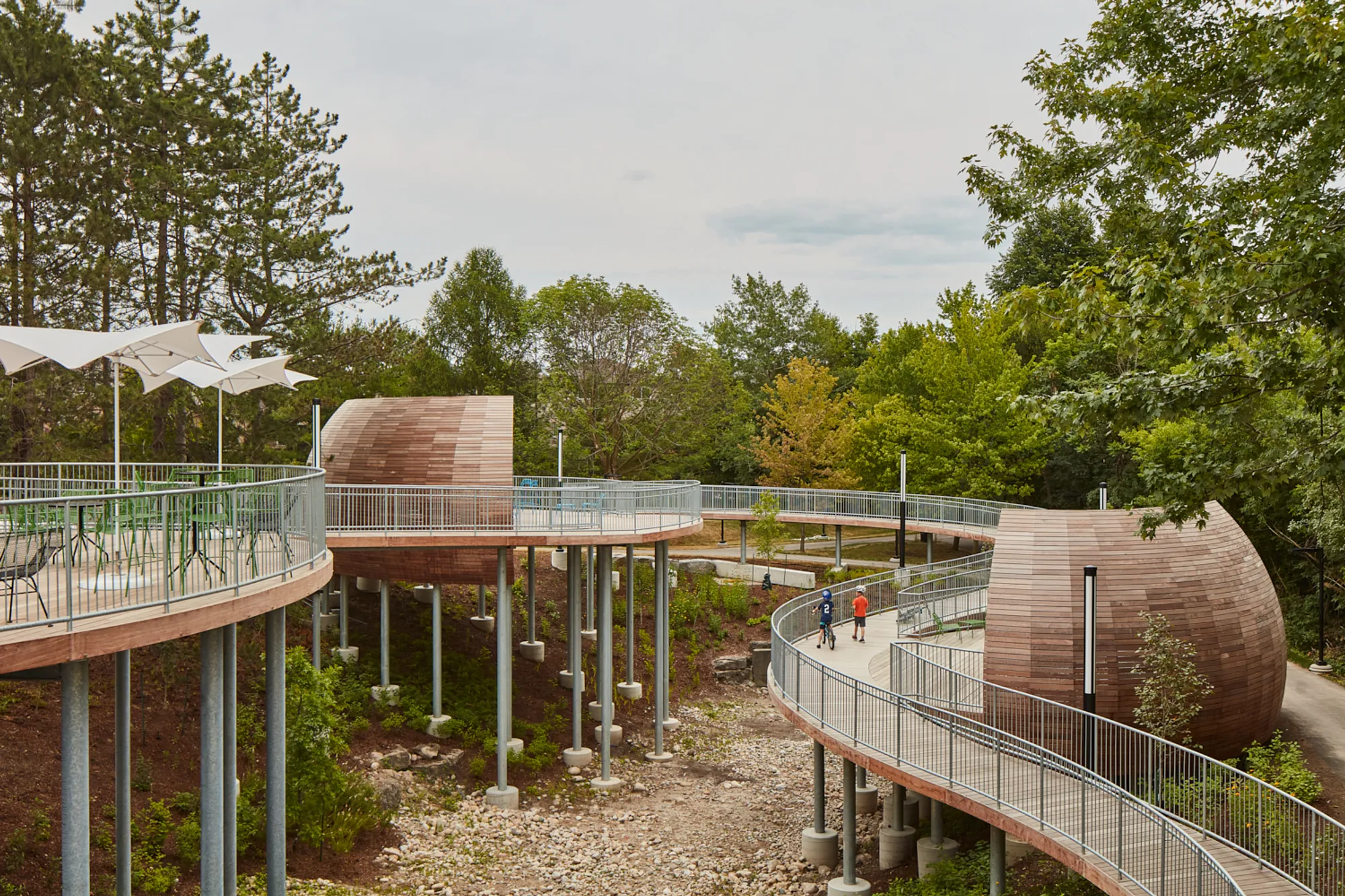 Manulife Head Office Exterior Renovations: A Seamless Fusion of Nature and Workplace Wellness