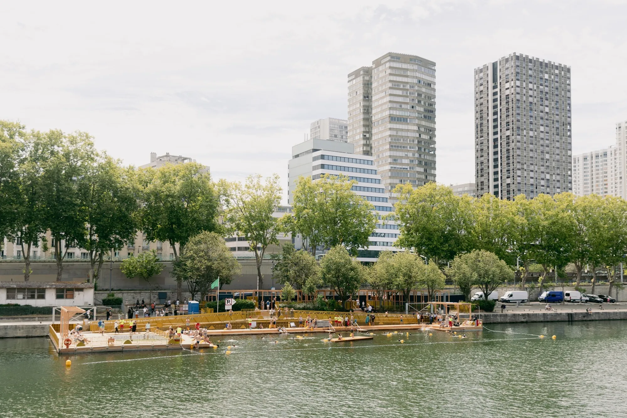 Floating Swimming Pool Architecture: Reinventing the Seine with Mater Studio