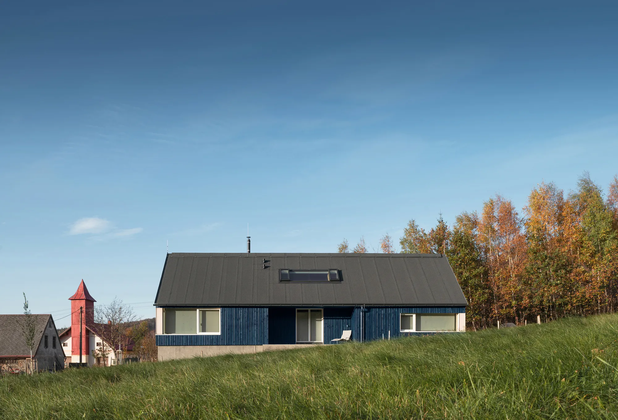 Wooden Cabin in the Jizera Mountains by Markéta Cajthamlová: A Modern Cottage Rooted in Tradition