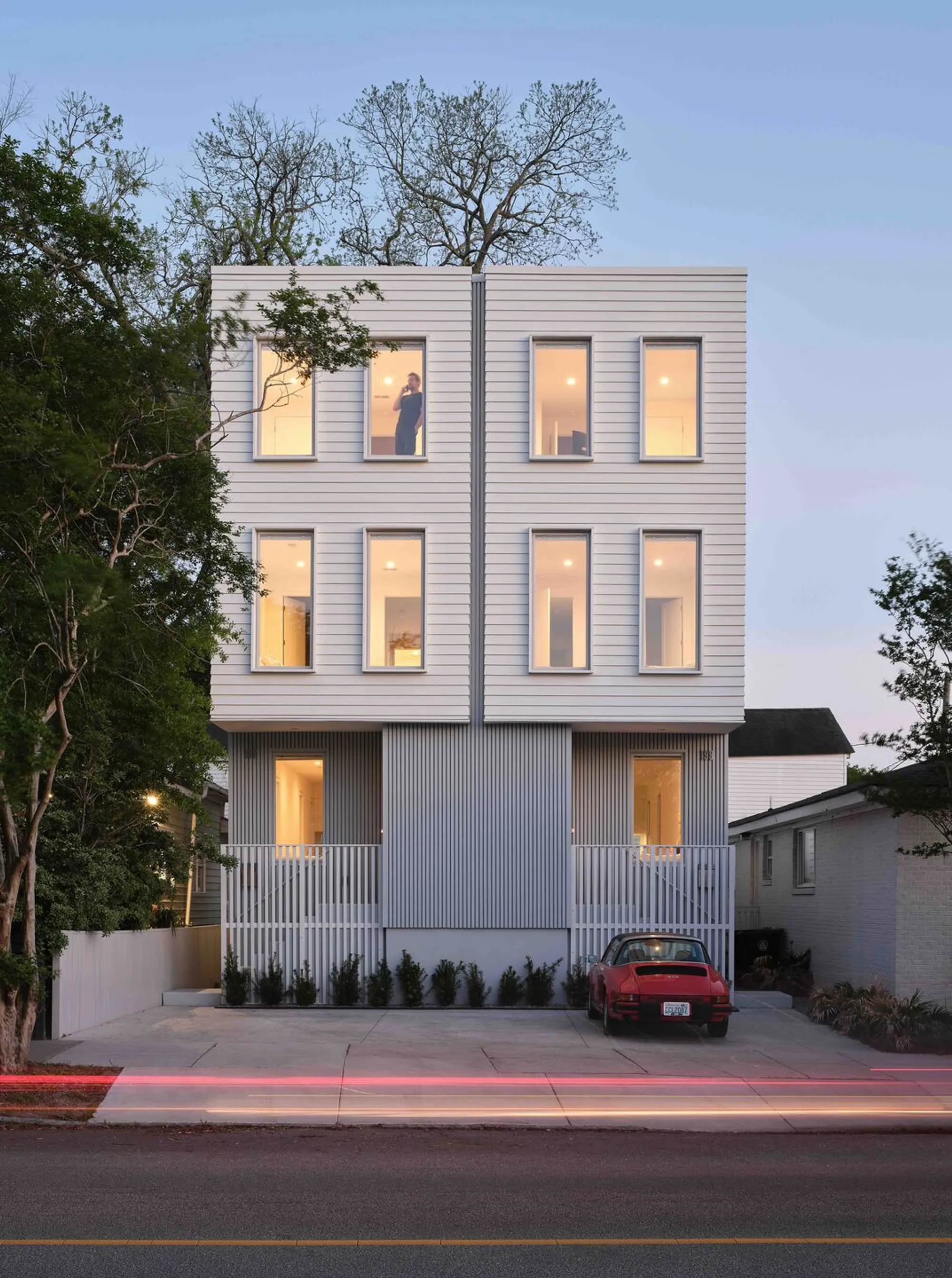 Westside Duplex by Boyd Architects – Contemporary Infill Housing in Historic Charleston