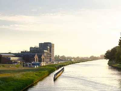 Waterfront Residential Architecture: Huis aan de Haven by Powerhouse Company in Leeuwarden