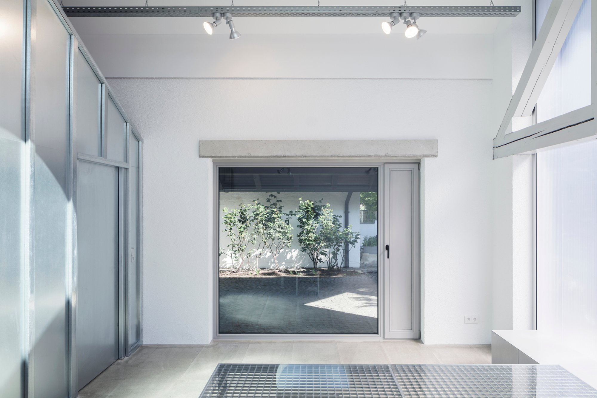 Garage Conversion into Office Space by Buero Wagner | Herrsching, Germany