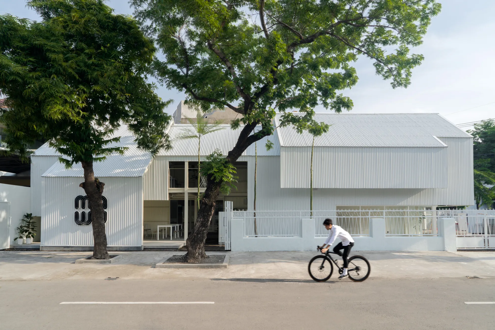 MAWU Café by ANTI – Architecture in Surabaya, Indonesia