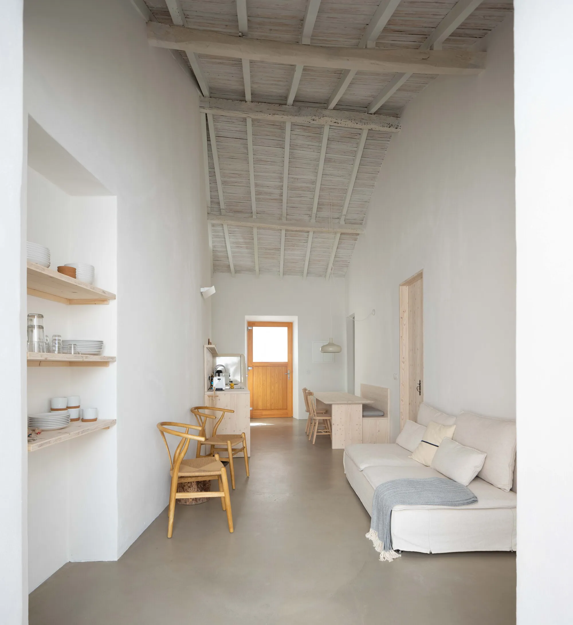RDG House by Alexandre Loureiro Architecture Studio – A Minimalist Summer Retreat in Portugal