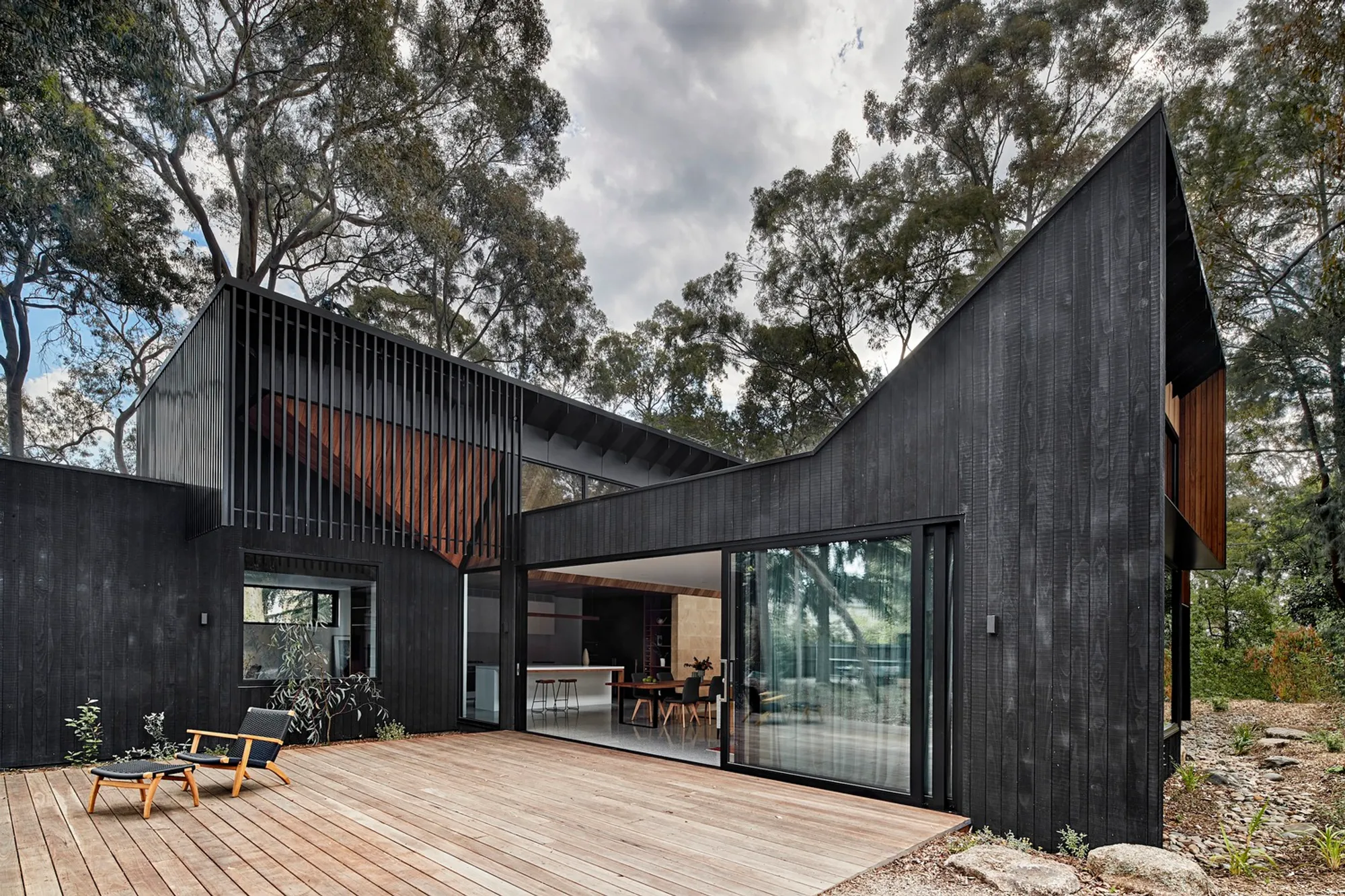 Bellbird House by Bower Architecture – A Sustainable Family Retreat in Blackburn