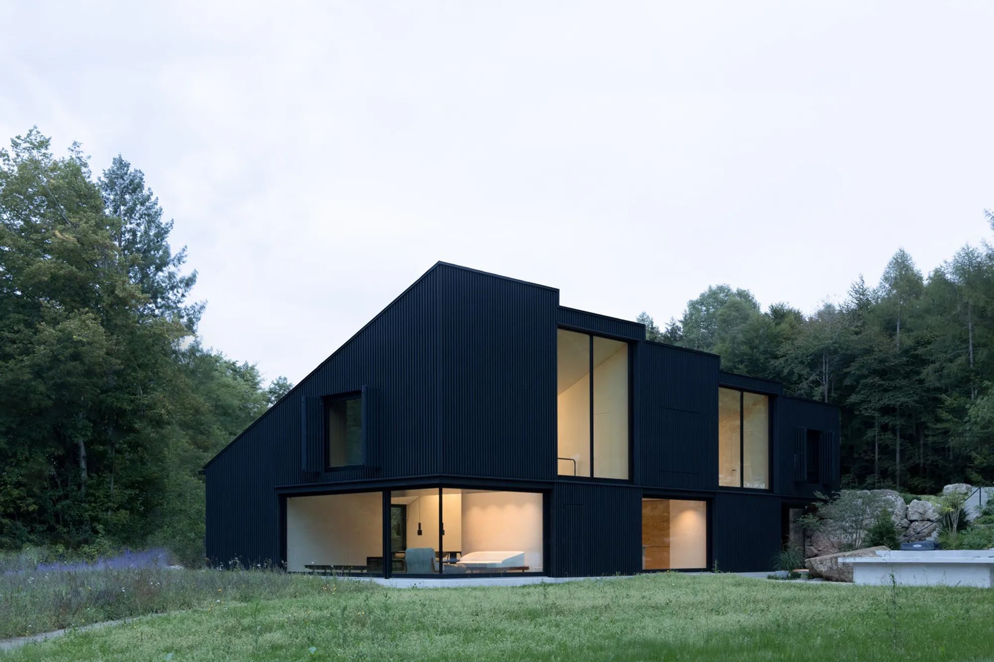 Wooden House by the Lake – Appels Architekten | Sustainable Family Living in Germany