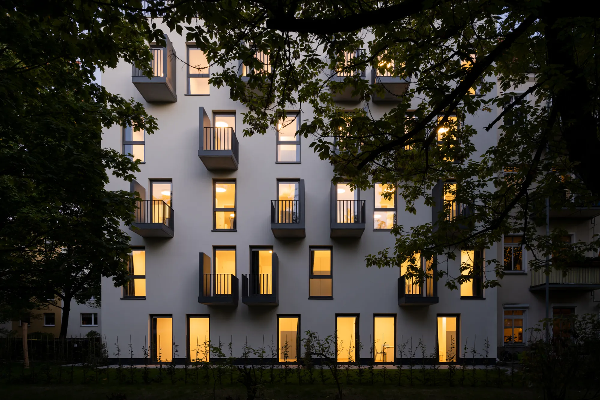 Twins for Modern Job Nomads by Sehw Architektur