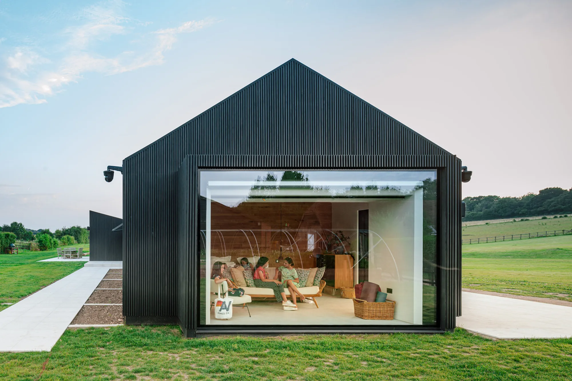Friends Lab House by AMPS Arquitectura & Diseño