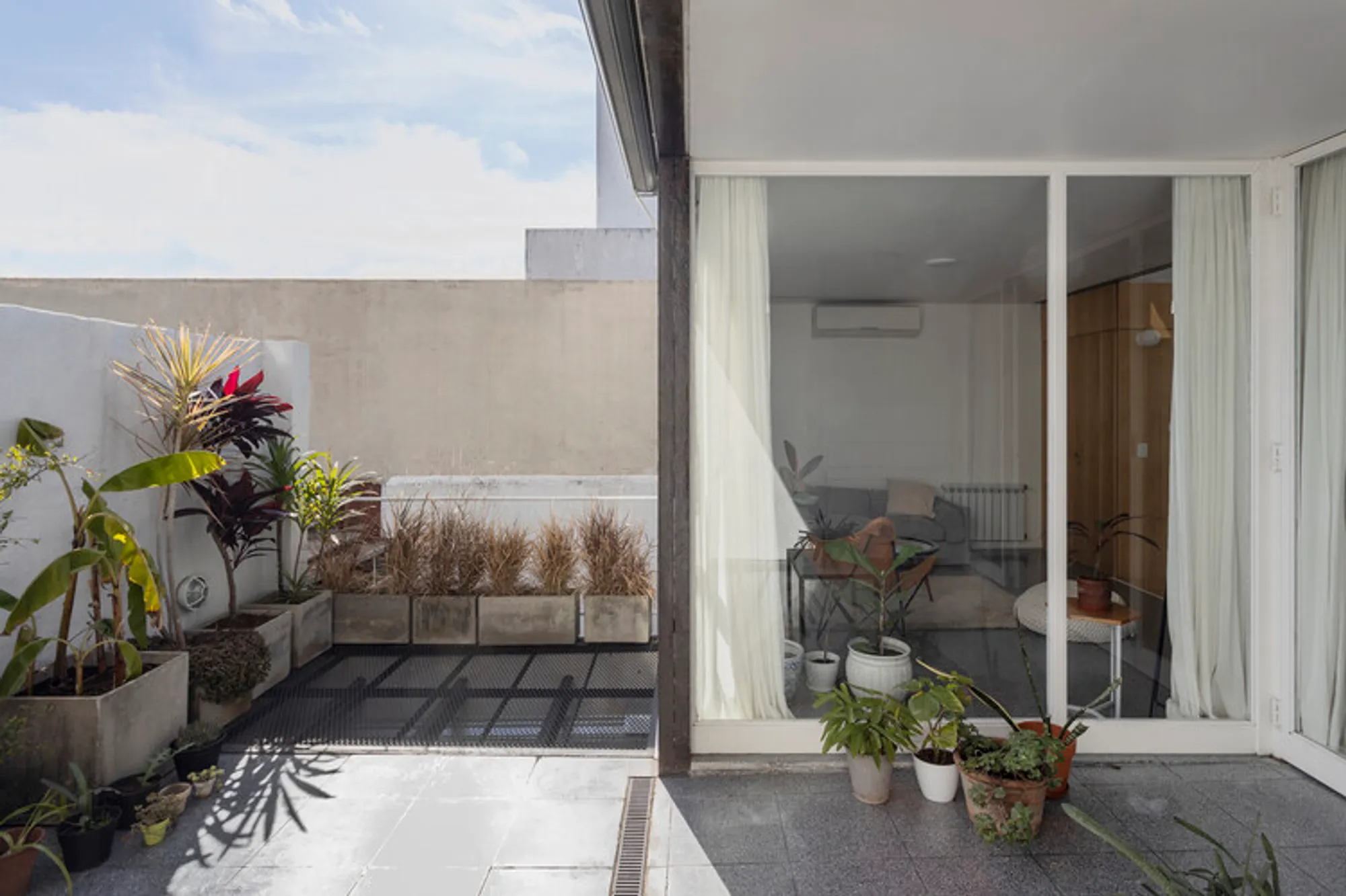 PH Ruiz Huidobro By Estudio Yama: Innovative PH Renovation in Buenos Aires