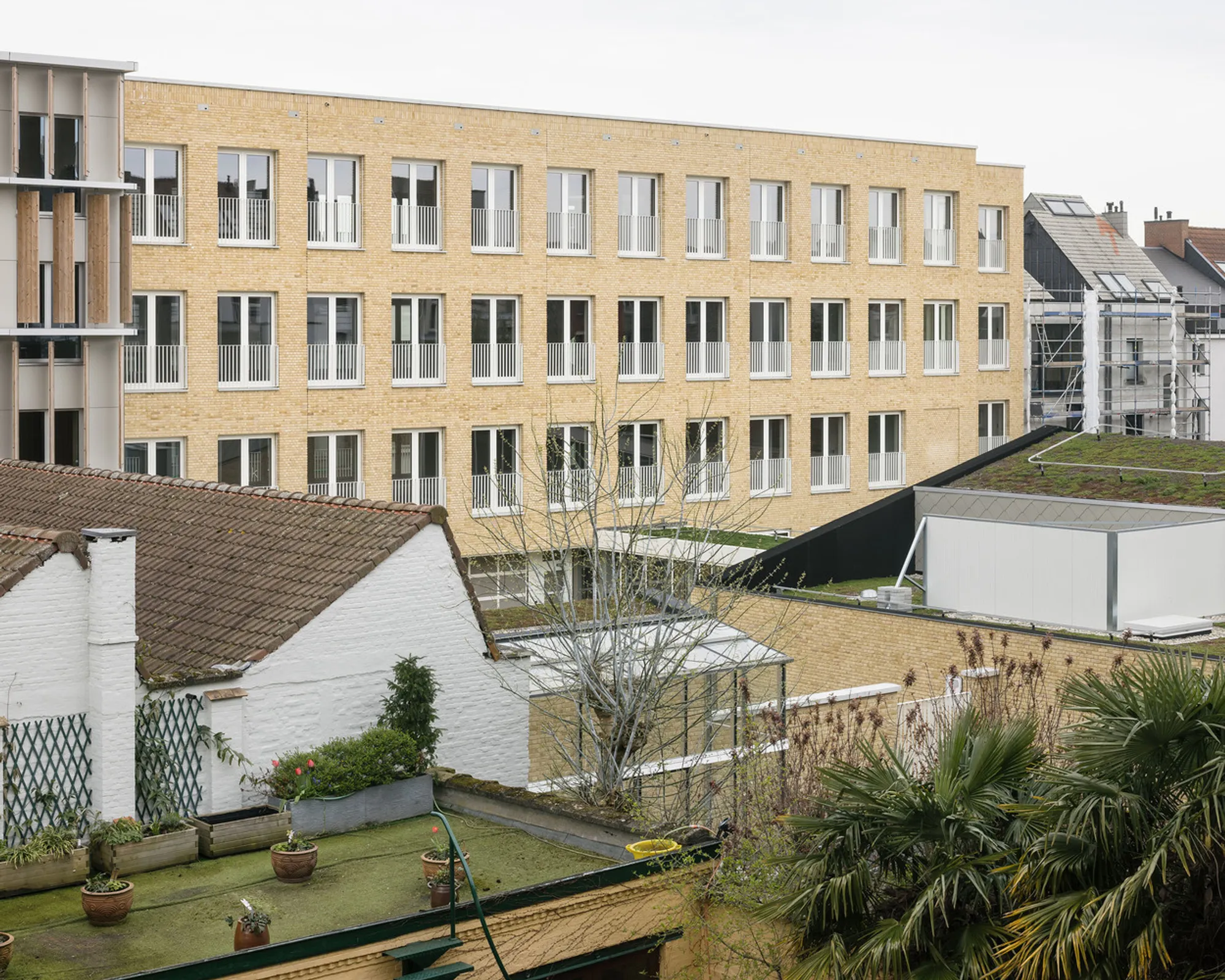 De Watergroep Office Building by evr-Architecten