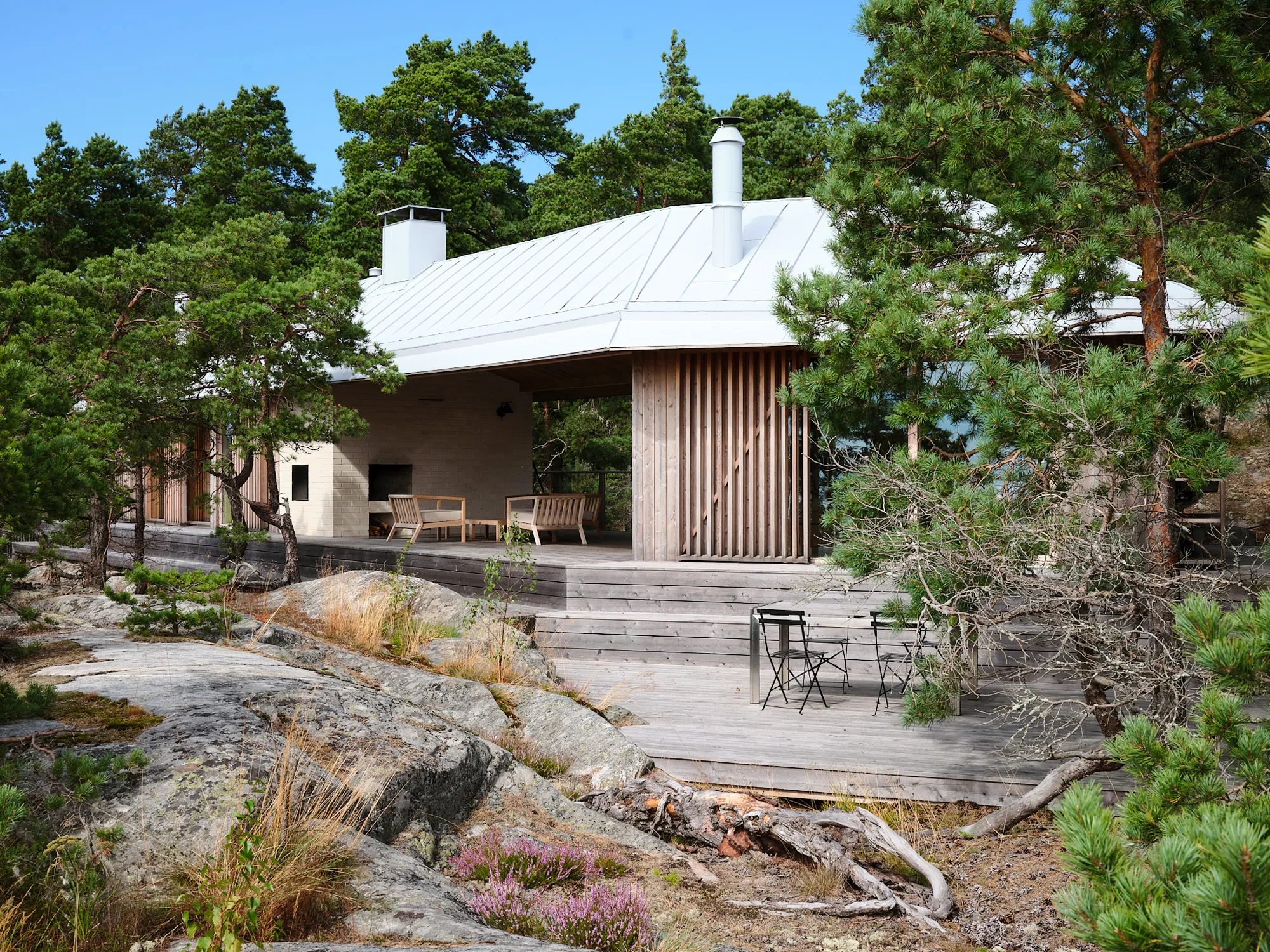 Långholmen Residence: A Contemporary Finnish Archipelago Retreat by Mer Architects