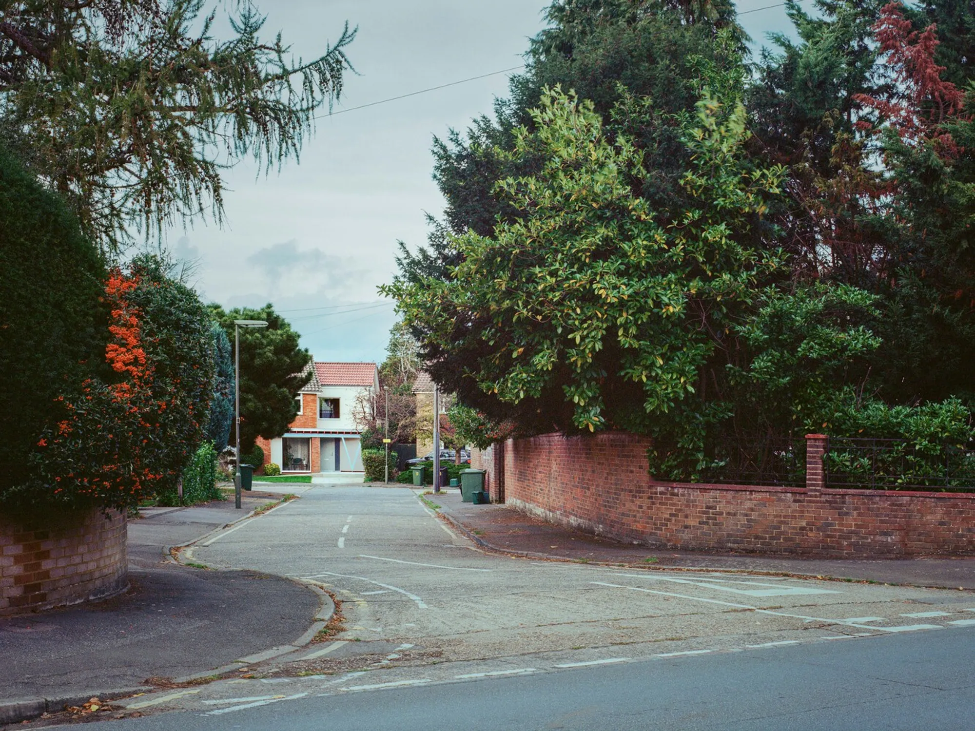 Triangle House by Artefact Studio in Epsom