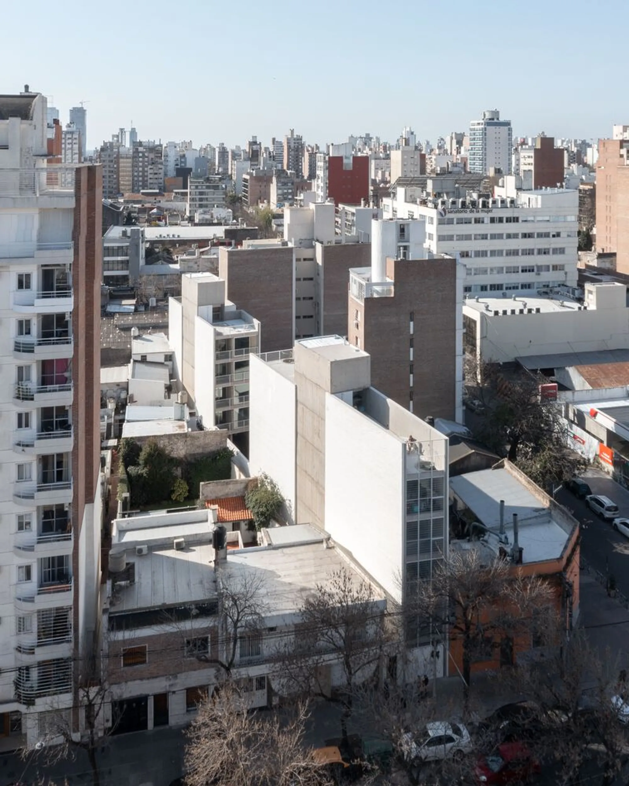 PI Building by STGO: Innovative Micro-Apartment Design in Rosario, Argentina