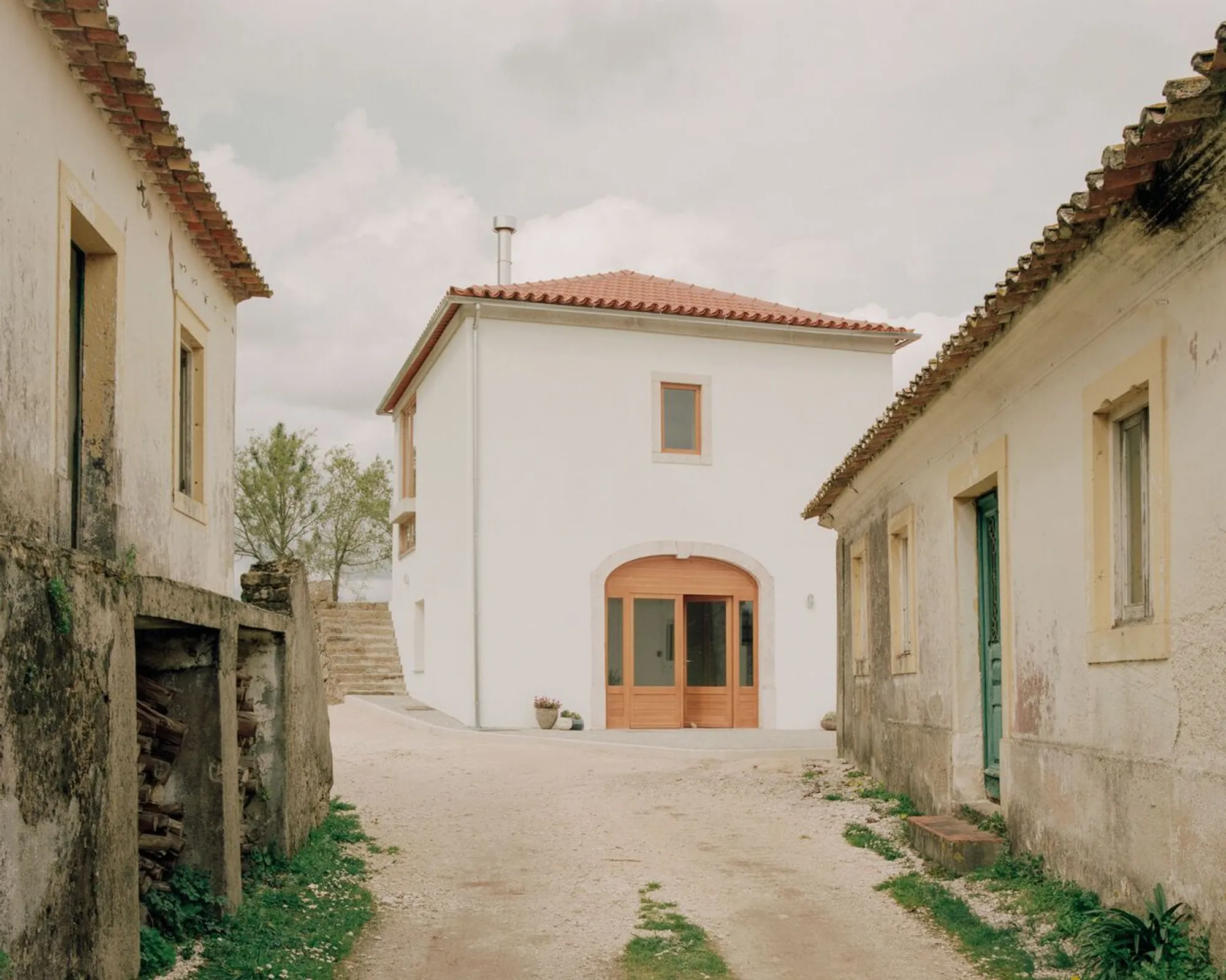Chumbaria Village Hemp Brick House by Arquitectura Viva