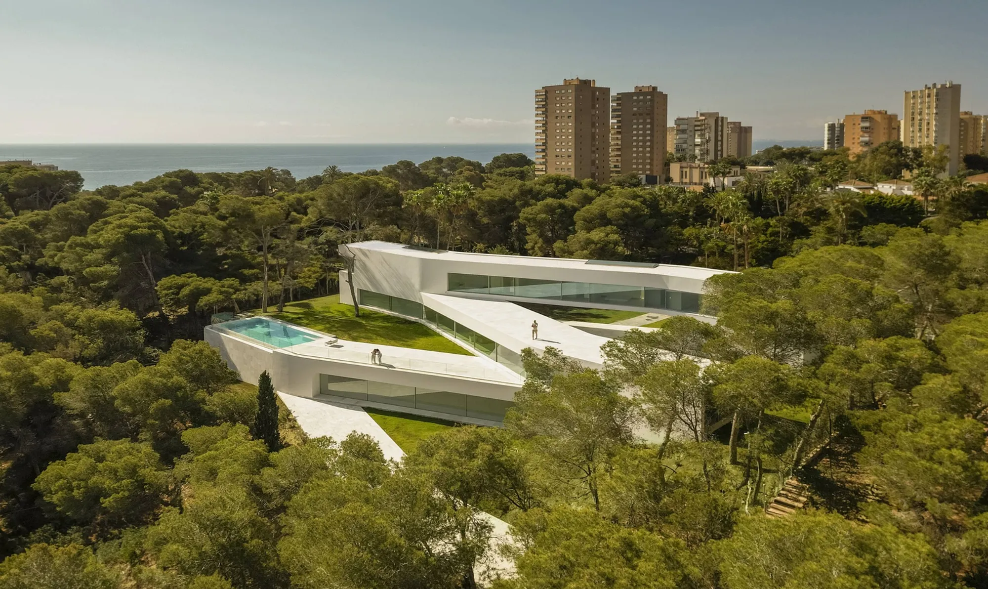 Sabater House by Fran Silvestre Arquitectos, Alicante (Alacant)