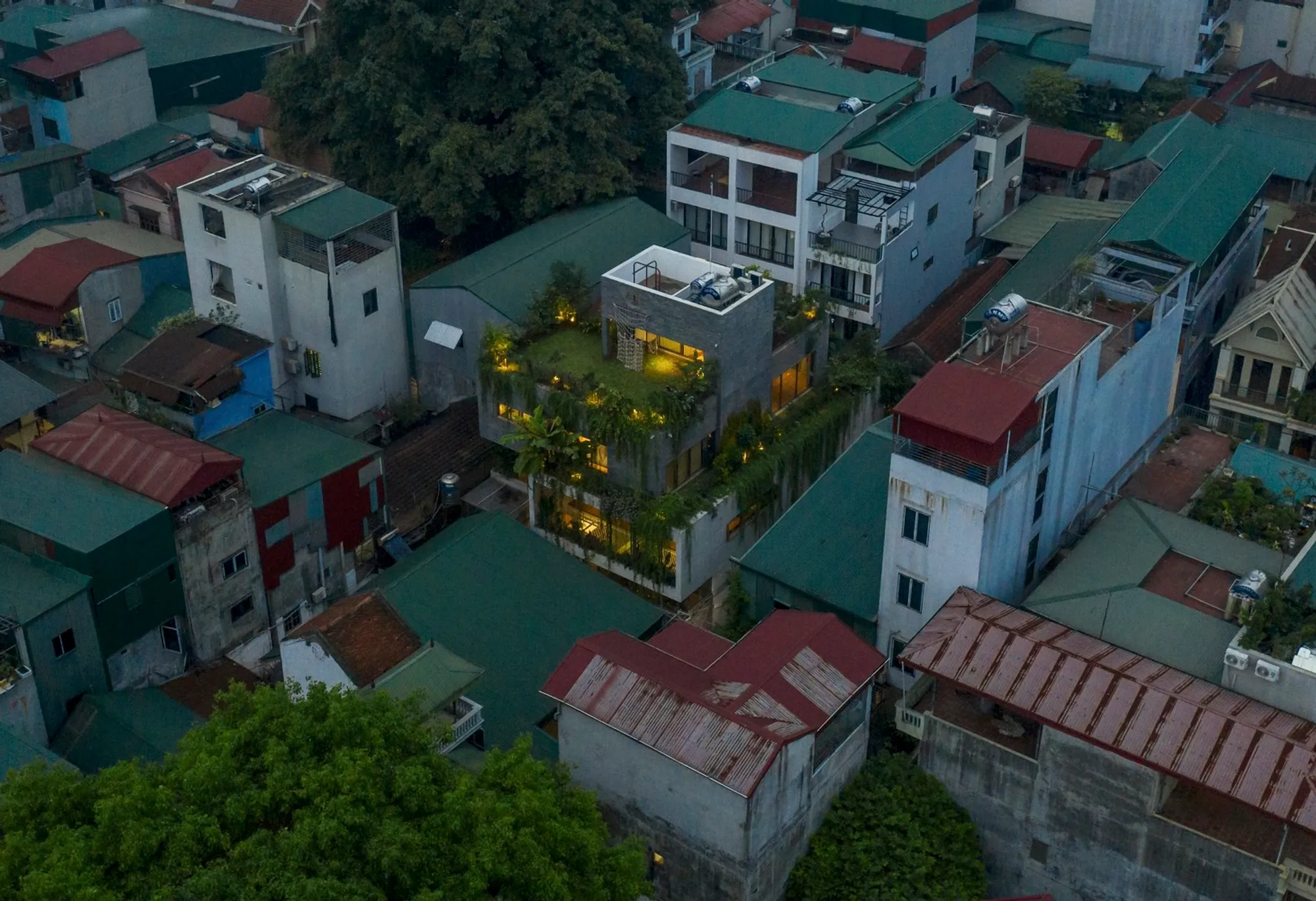 Dinh House Village by H2 Architects: A Harmonious Blend of Light, Nature, and Family Living in Huu Bang, Vietnam