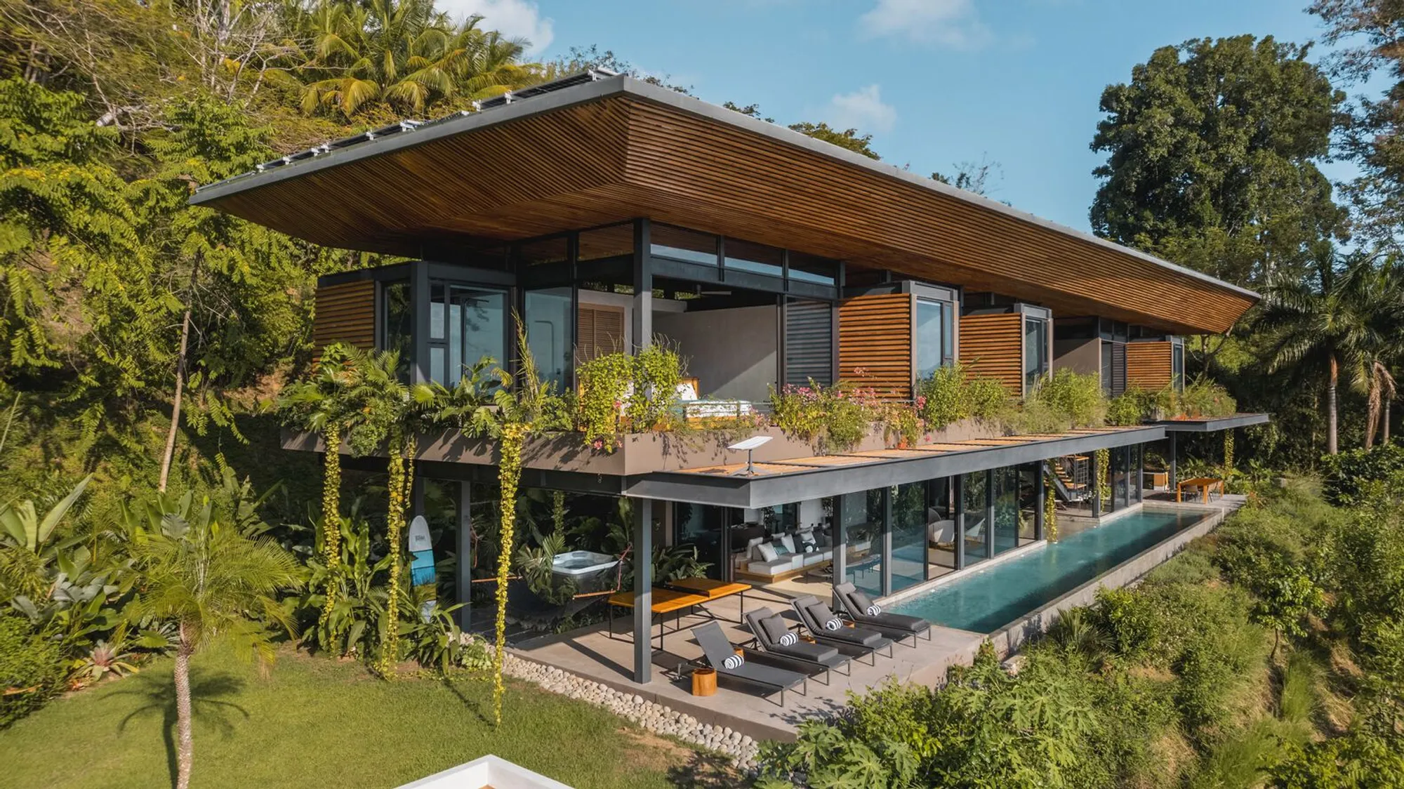 Cascada de Luz House, Costa Rica | Tropical Sustainable Architecture by Studio Saxe