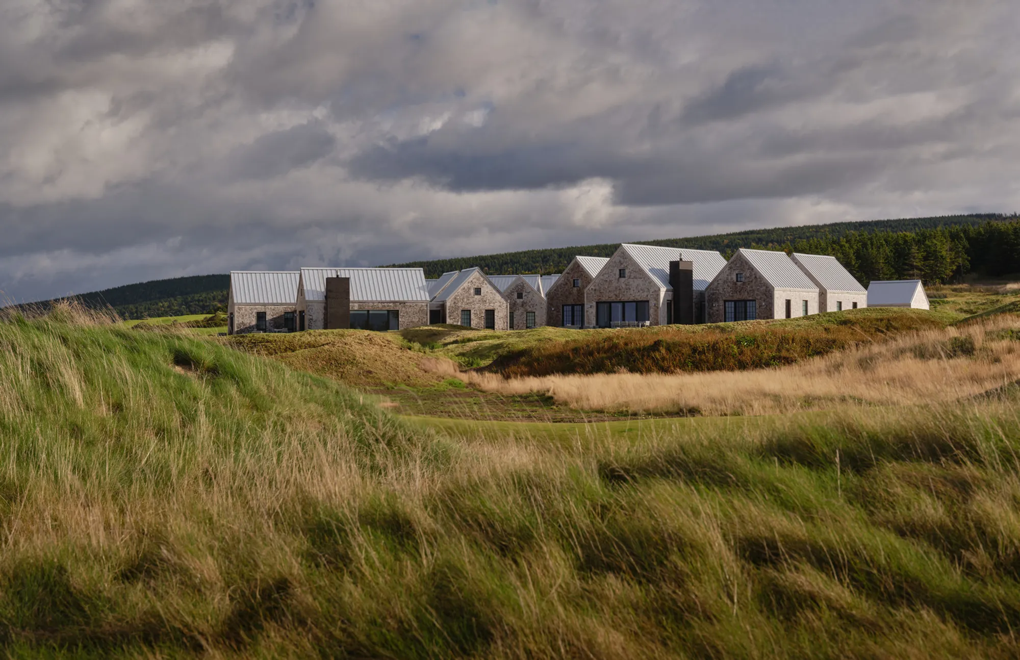Cabot Cliffs Residences: Seamless Architecture Amid Cape Breton’s Dramatic Landscape