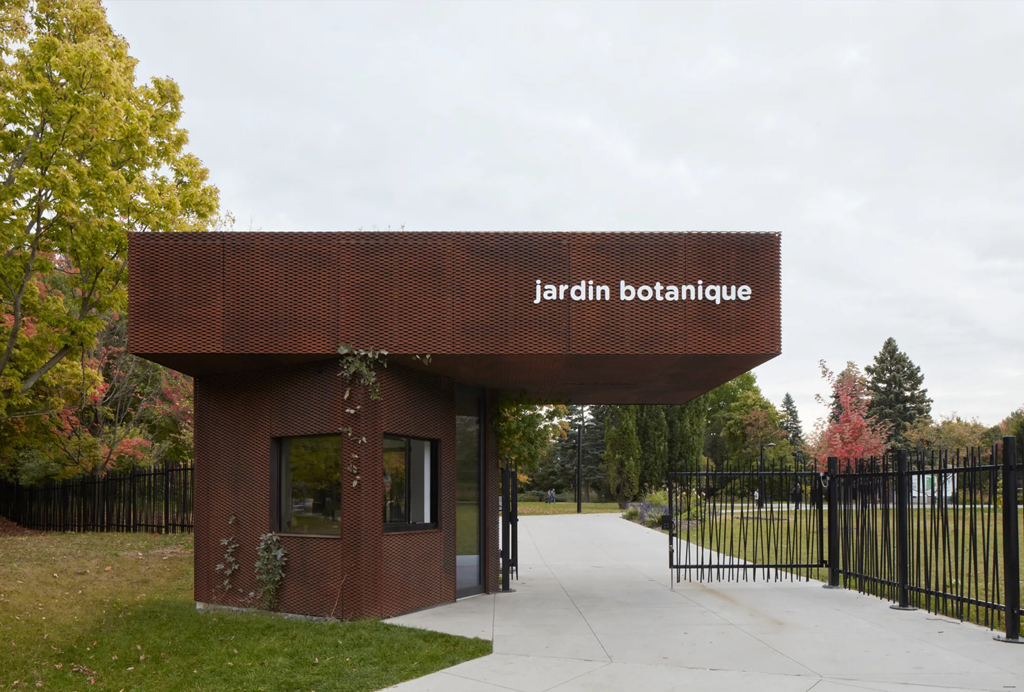 Montreal Botanical Garden Entrance Pavilion: Where Architecture Meets Nature